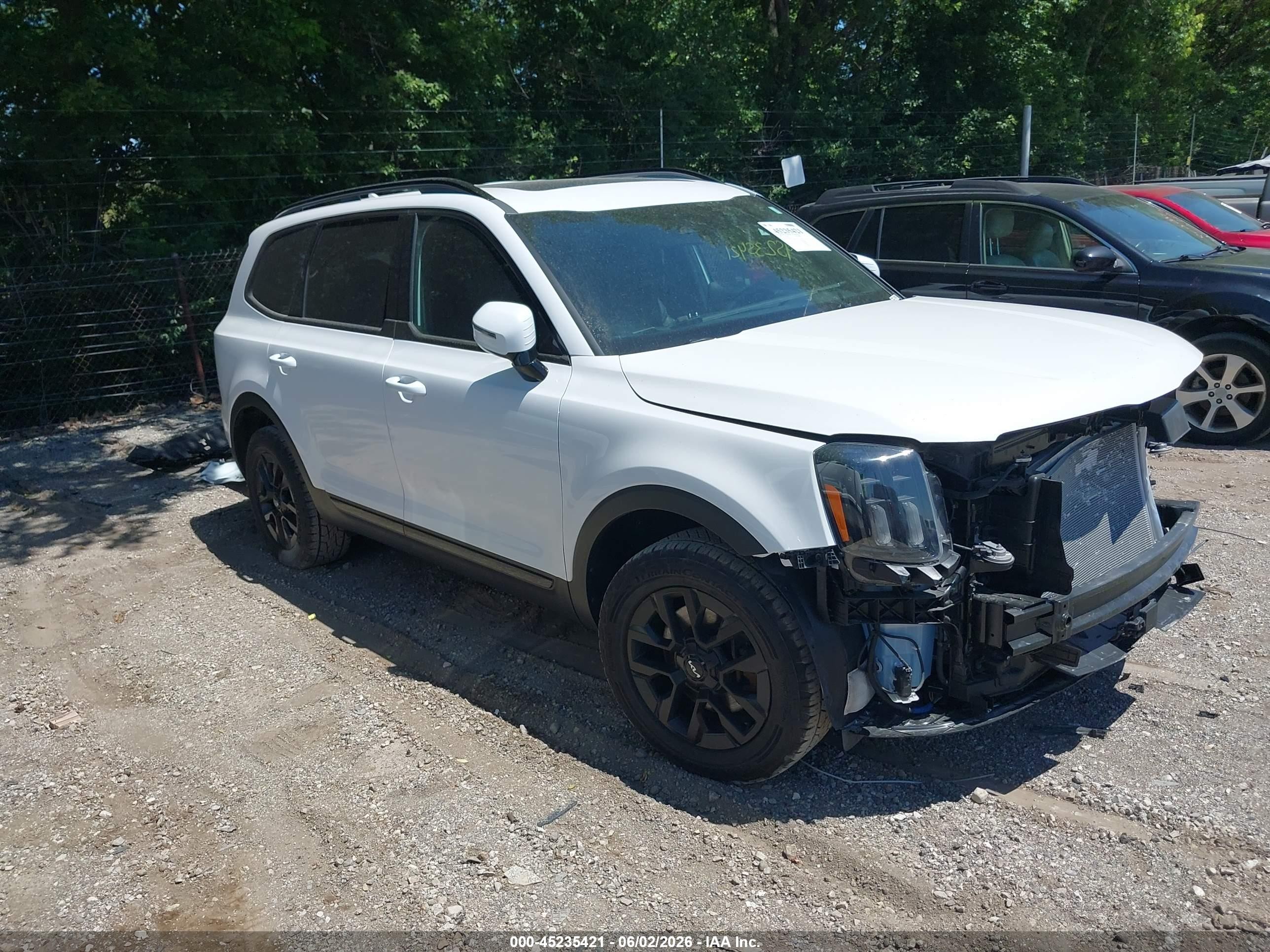 2024 Kia Telluride SX Prestige X-Line, VIN 5XYP5DGC9RG428373 — Front end
