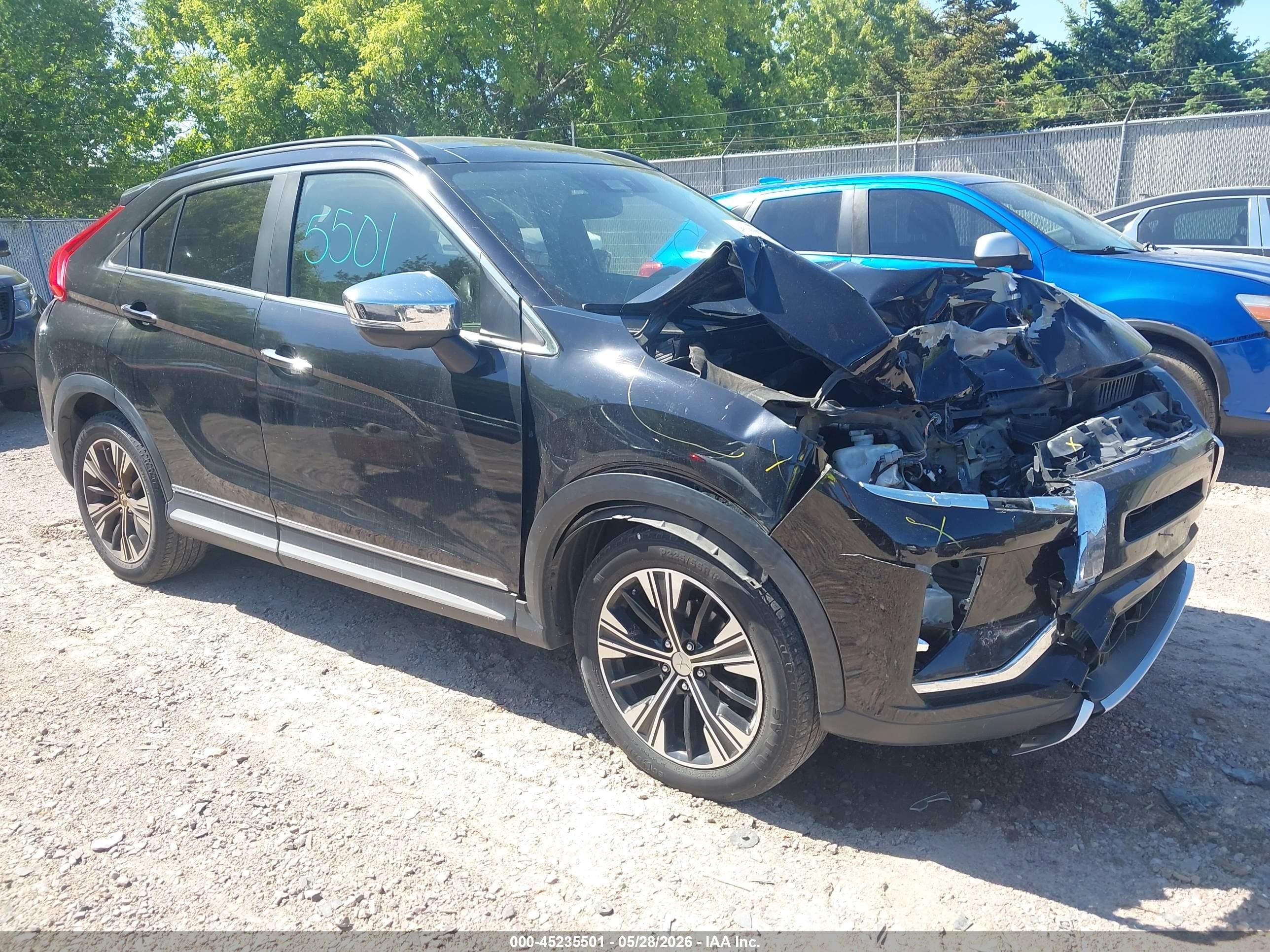 2018 Mitsubishi Eclipse Cross SE, VIN JA4AT5AA1JZ064748 — Front end