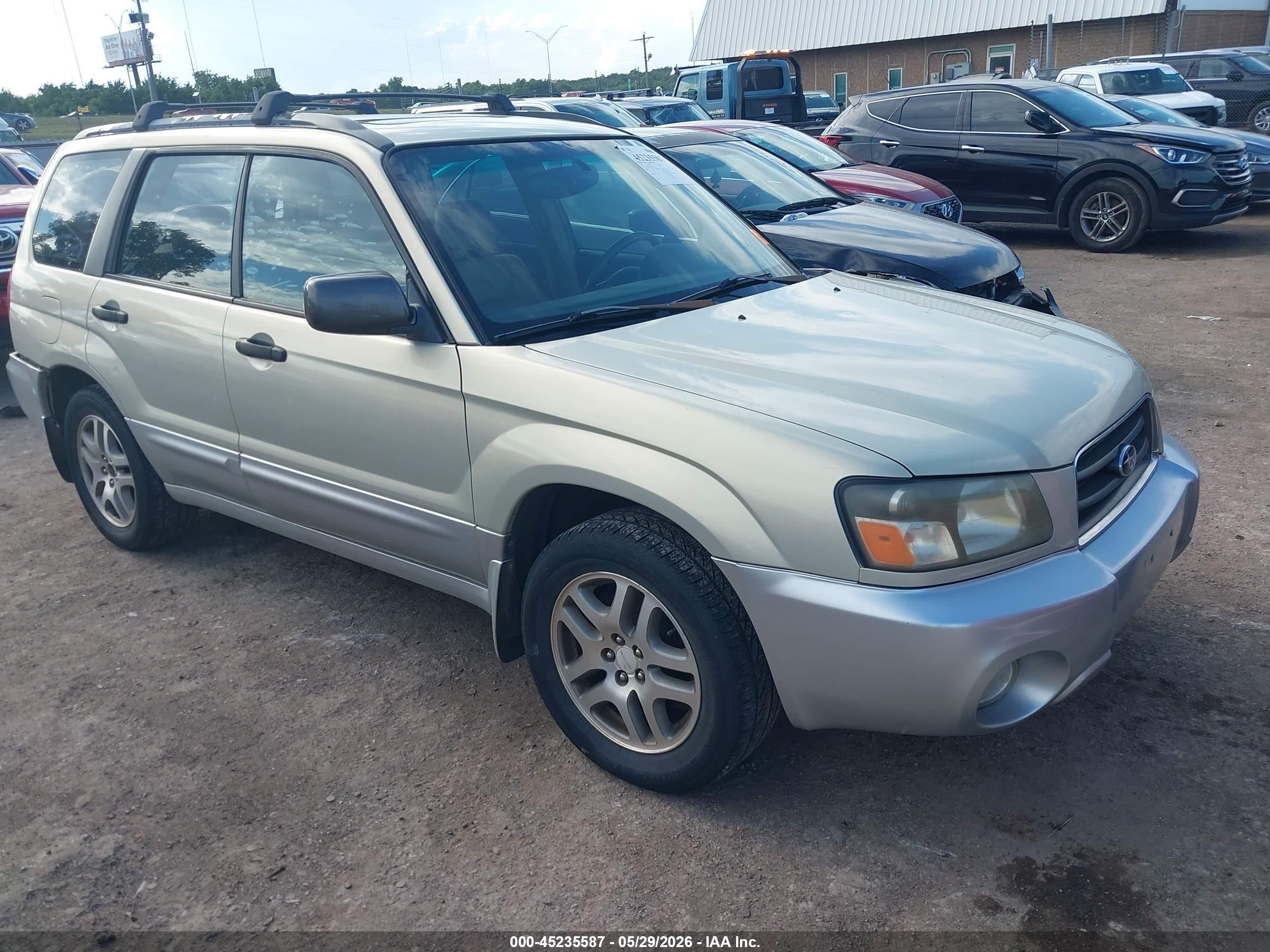 2005 Subaru Forester XS L.L. Bean, VIN JF1SG67655H700631 — Rear end