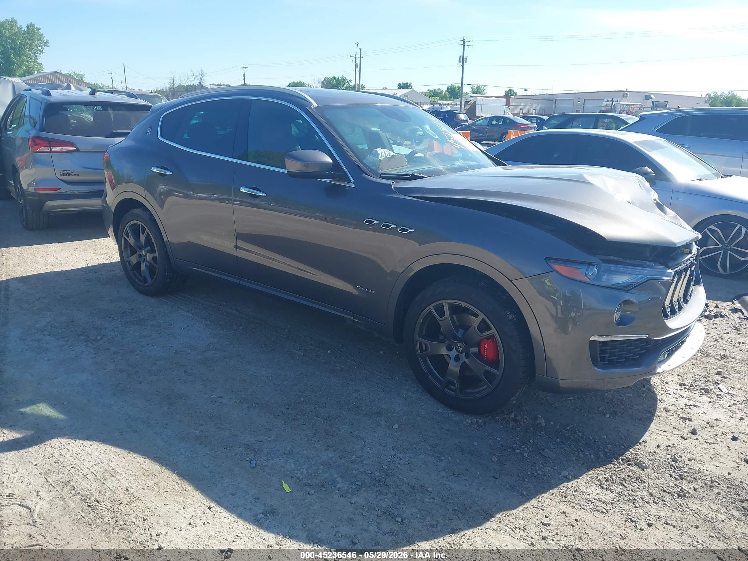 2019 Maserati Levante GranLusso, VIN ZN661XUL3KX310463 — Front end