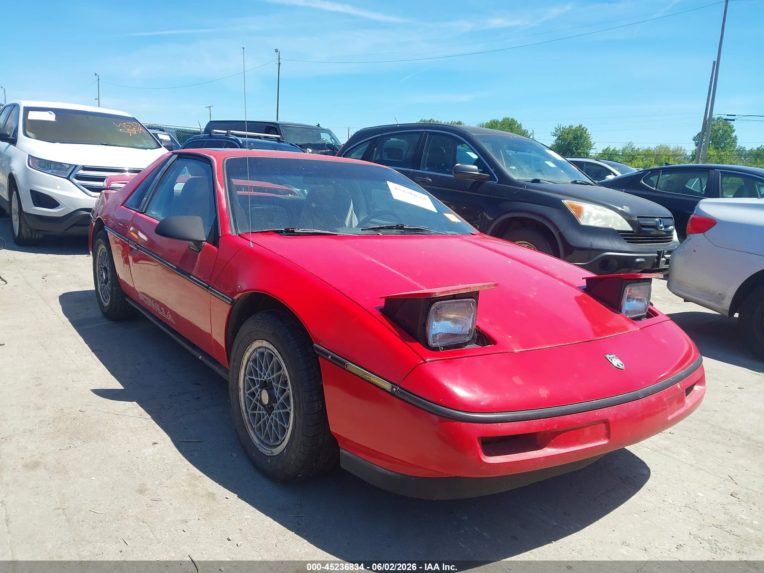 1988 Pontiac Fiero, VIN 1G2PE1191JP223888 — Normal wear