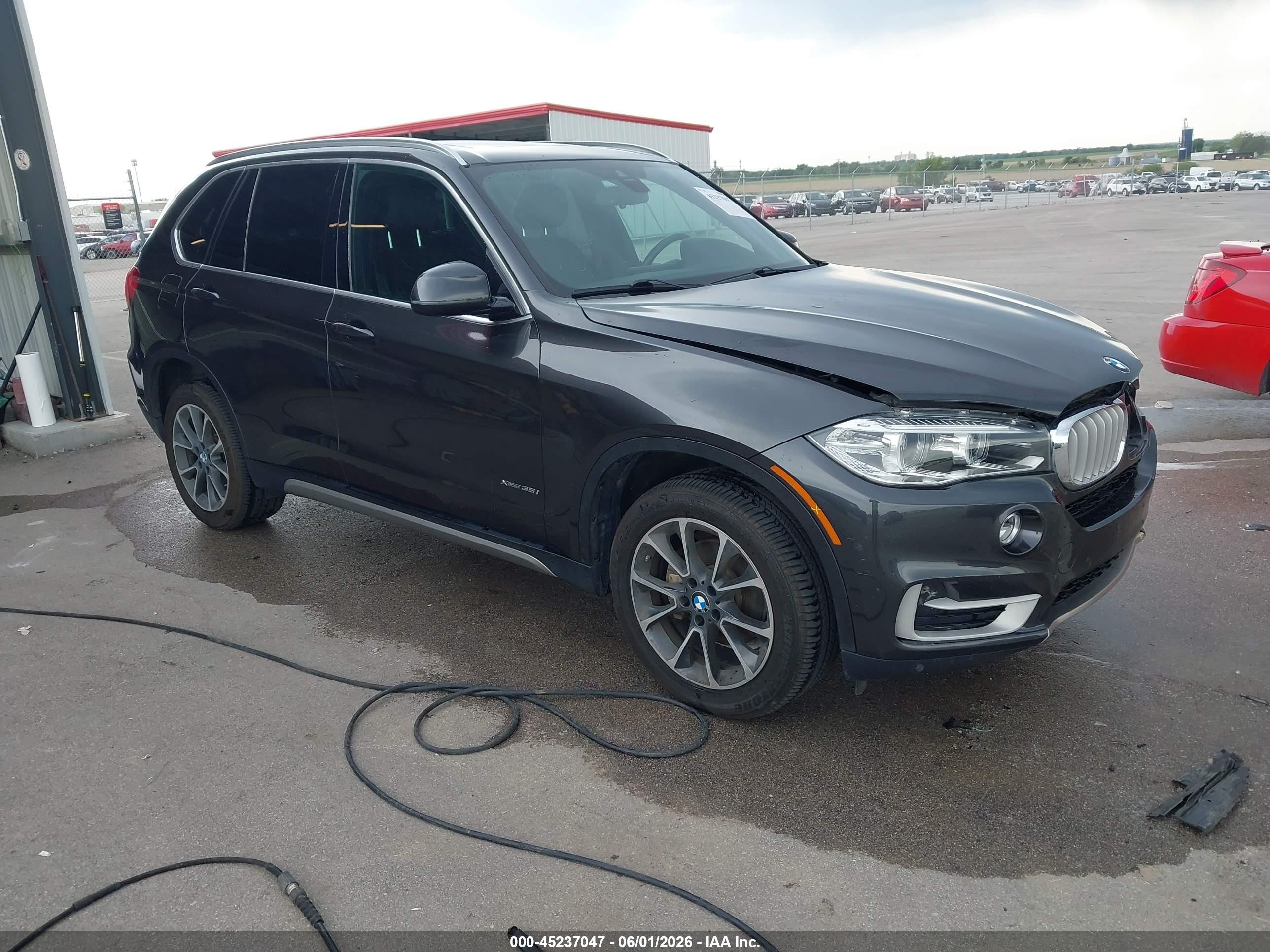 2018 BMW X5 xDrive35i, VIN 5UXKR0C5XJ0X96326 — Front end