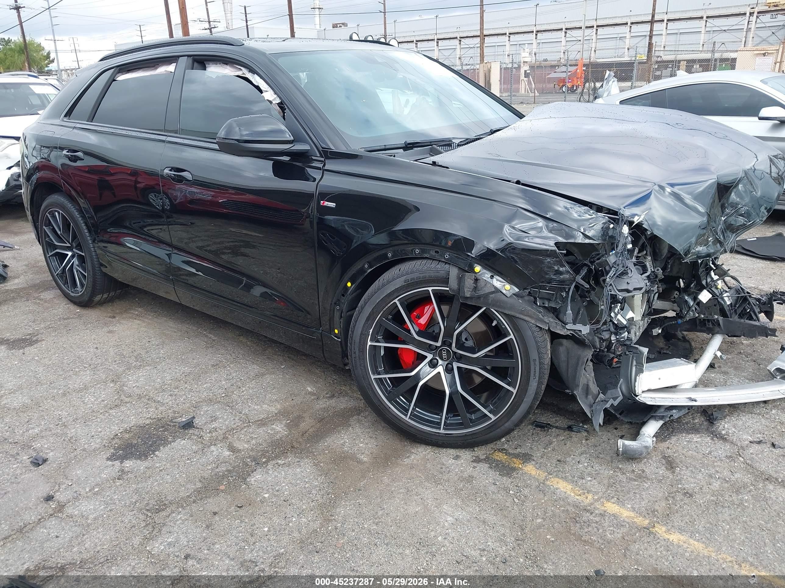 2022 Audi Q8 Prestige, VIN WA1FVBF10ND024039 — Перед