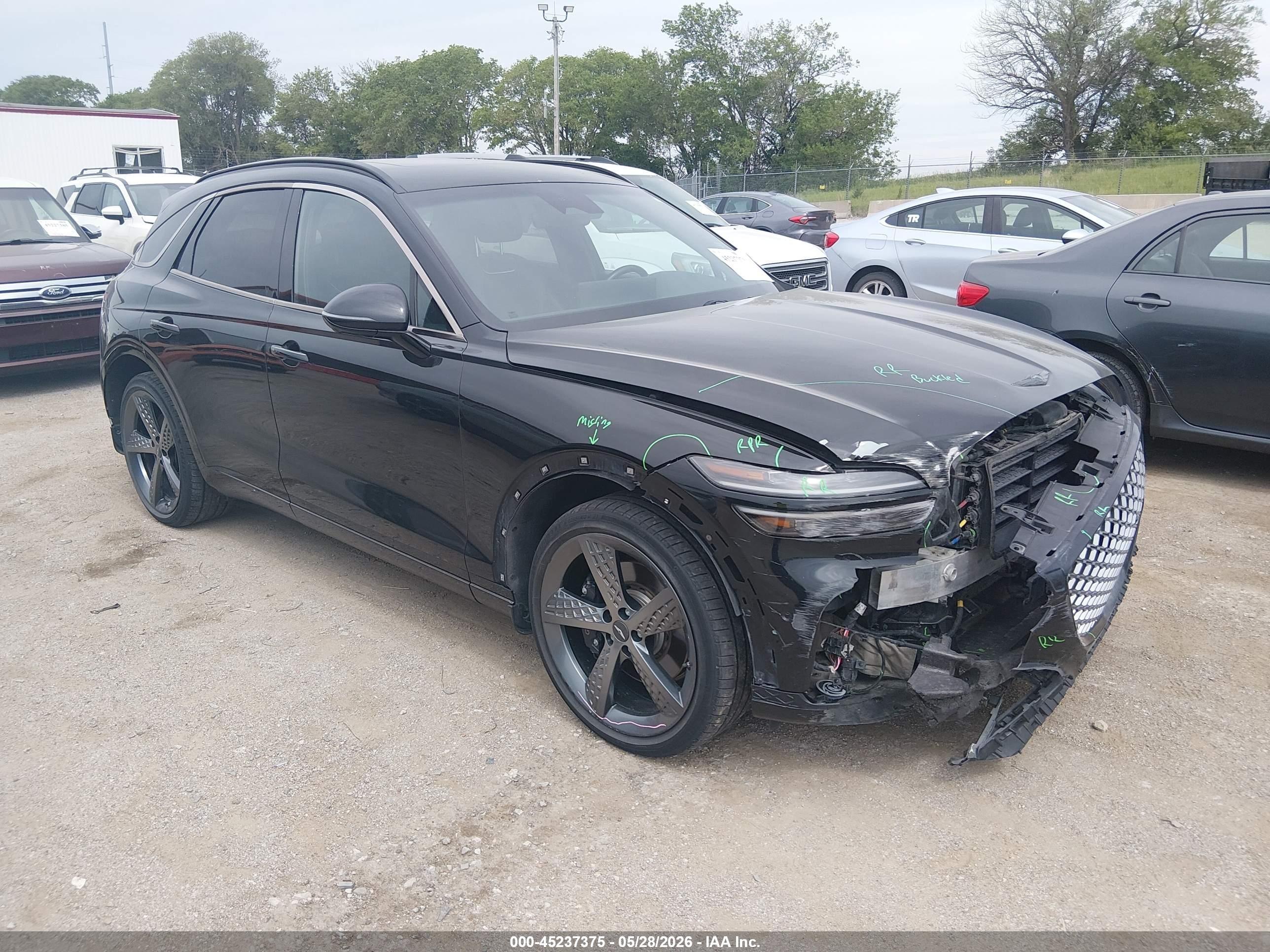 2023 Genesis GV70 2.5T, VIN KMUMADTB0PU089071 — Front end