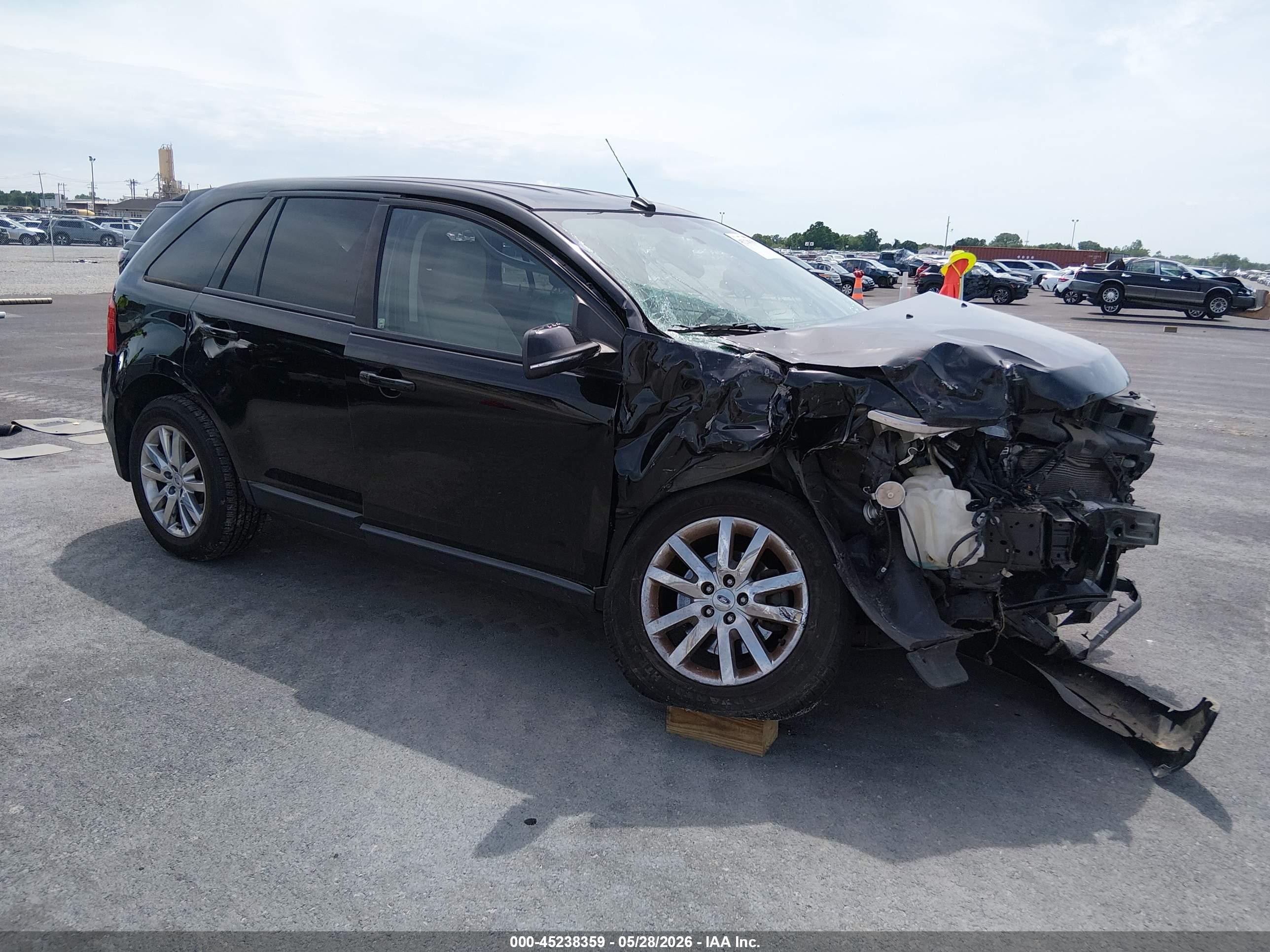 2012 Ford Edge SEL, VIN 2FMDK3JC6CBA01836 — Front end