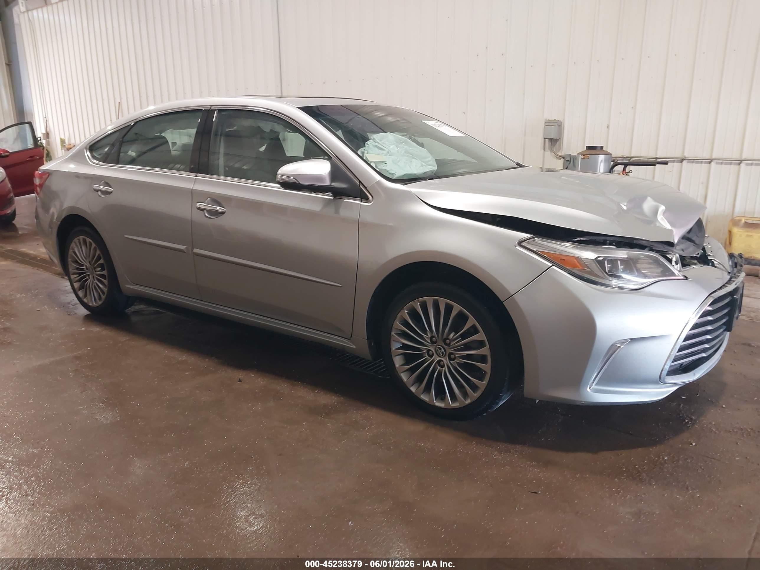 2018 Toyota Avalon Limited, VIN 4T1BK1EB6JU269922 — Front end