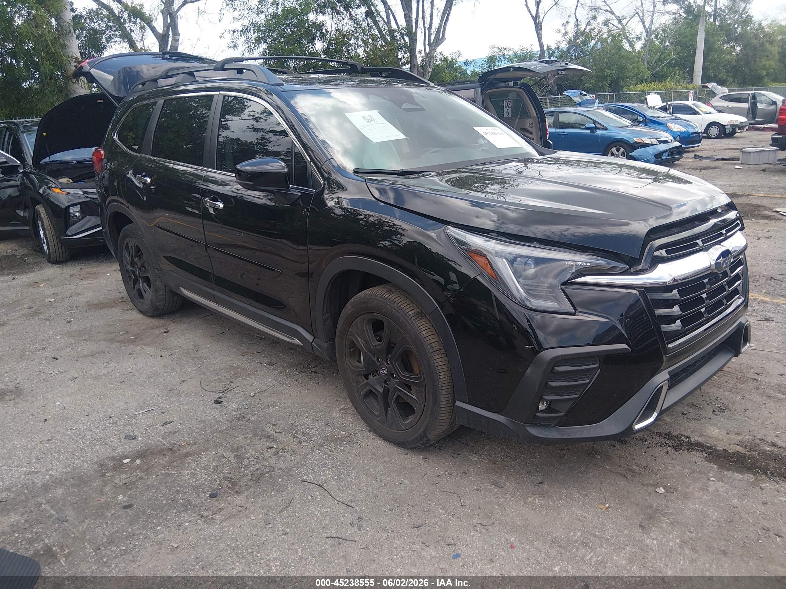 2024 Subaru Ascent Touring, VIN 4S4WMAWD4R3415540 — Front end