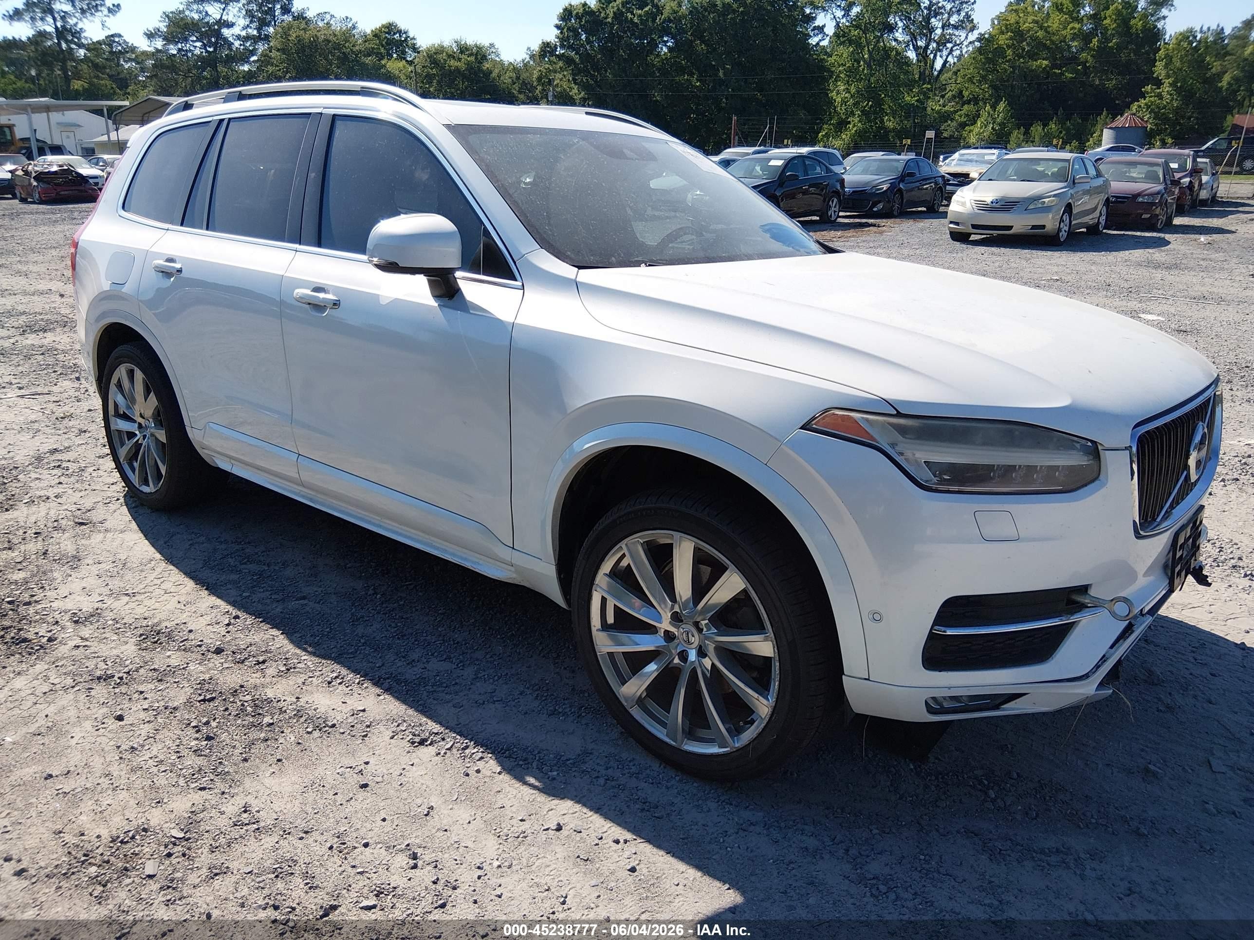 2017 Volvo XC90 Momentum, VIN YV4A22PK4H1135017 — Mechanical