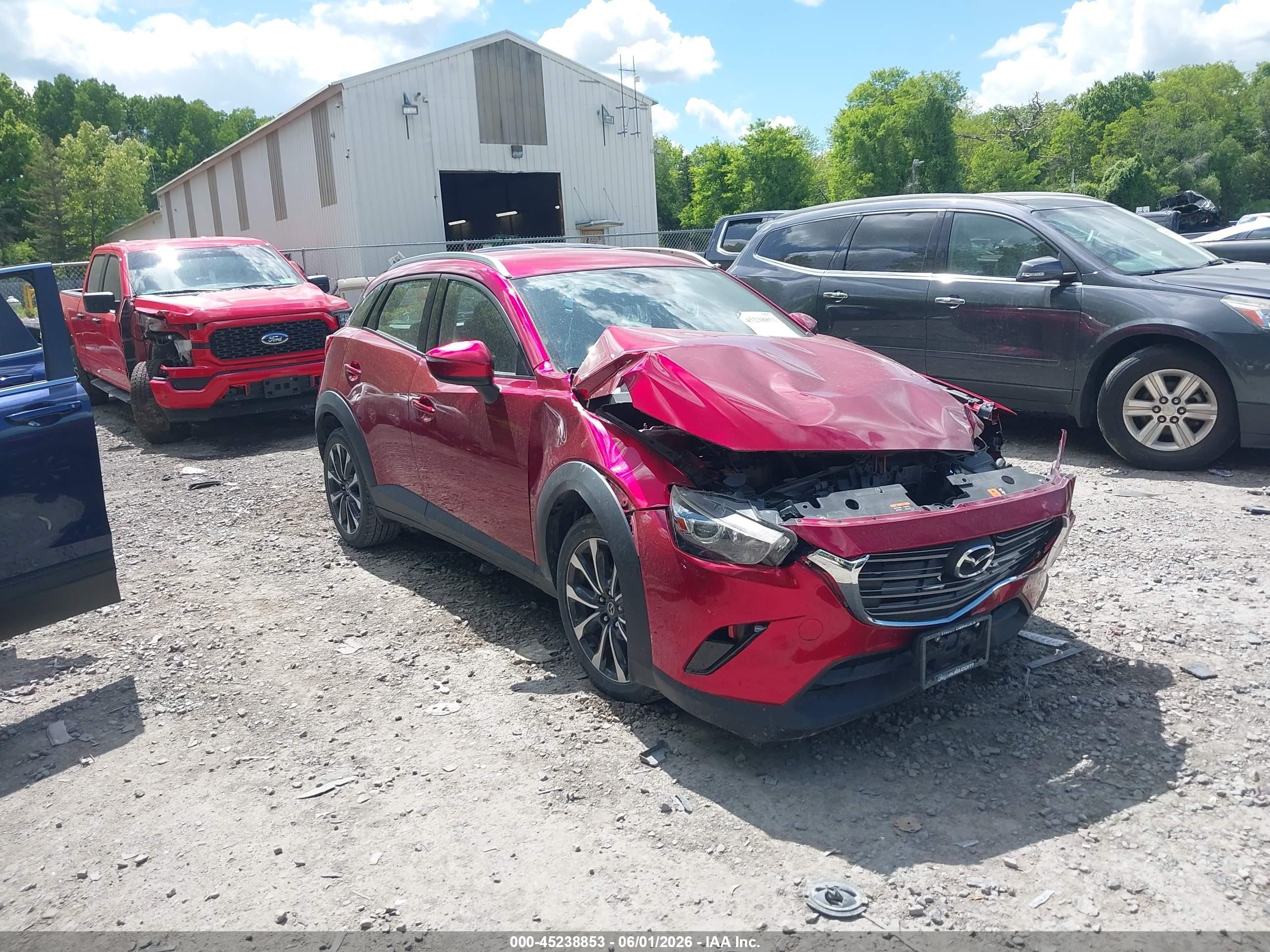 2019 Mazda CX-3 Touring, VIN JM1DKFC73K0410382 — Front end