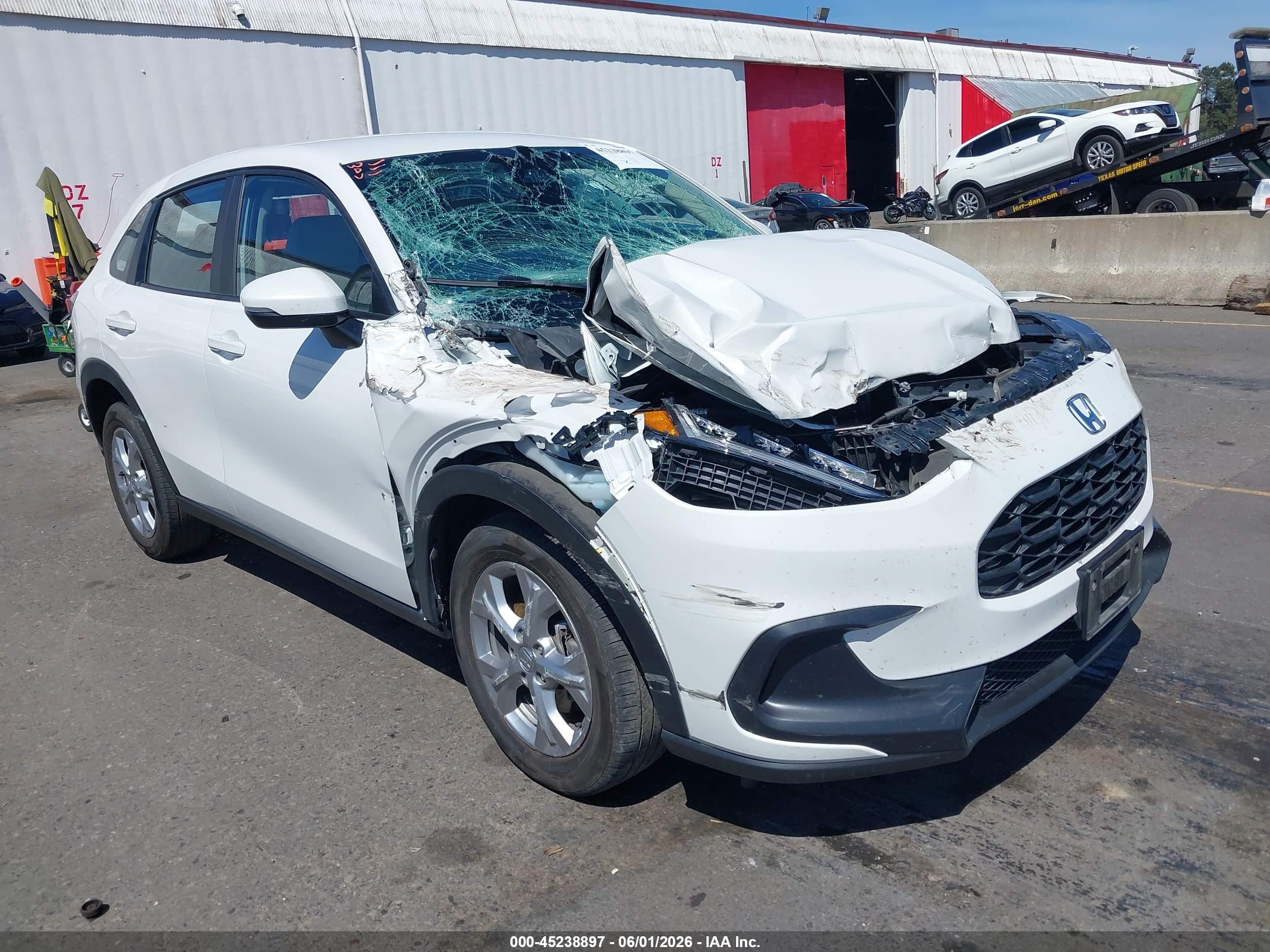 2025 Honda HR-V LX, VIN 3CZRZ2H35SM778389 — Front end