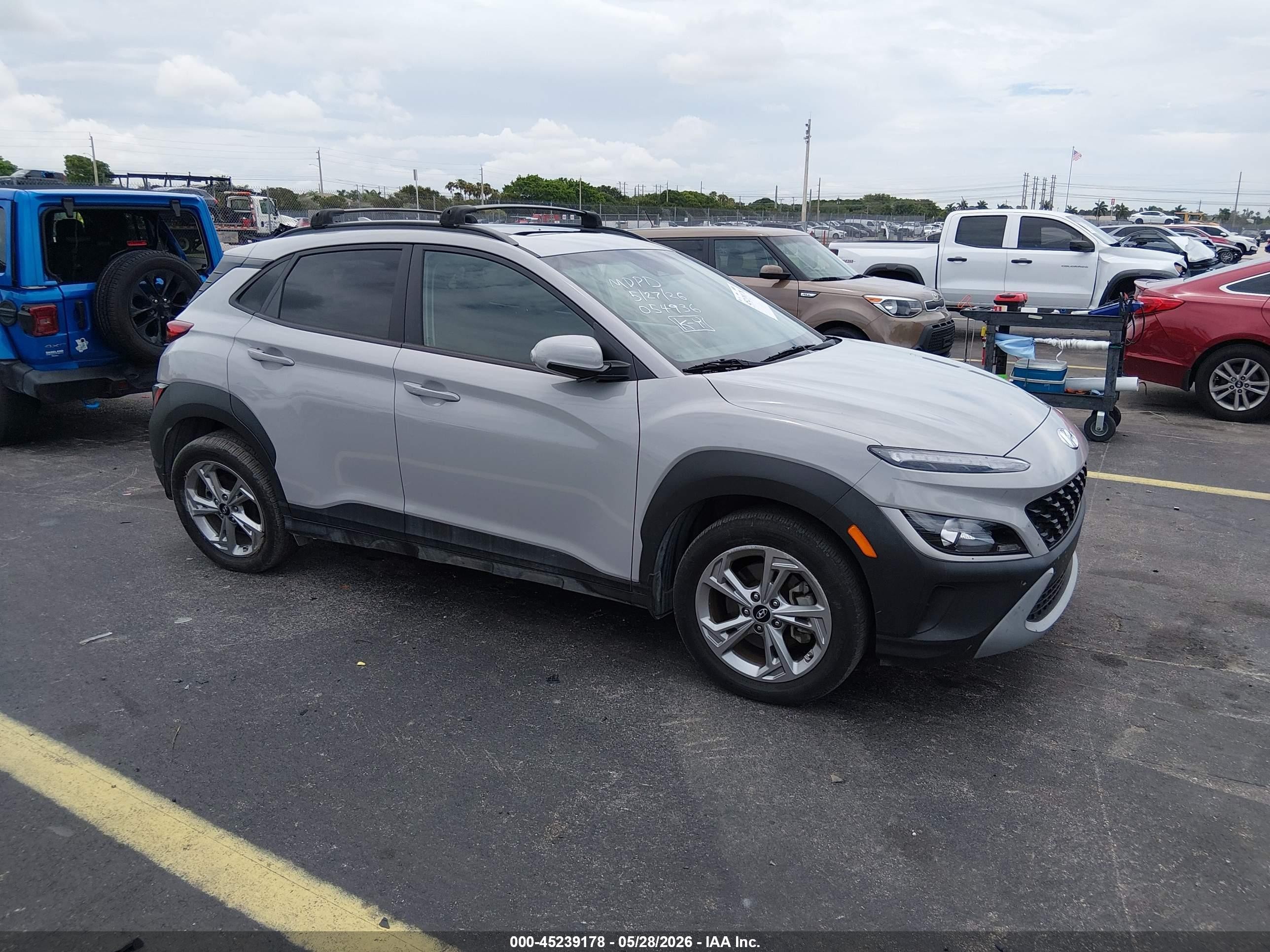 2023 Hyundai Kona SEL, VIN KM8K3CAB6PU054936 — Side