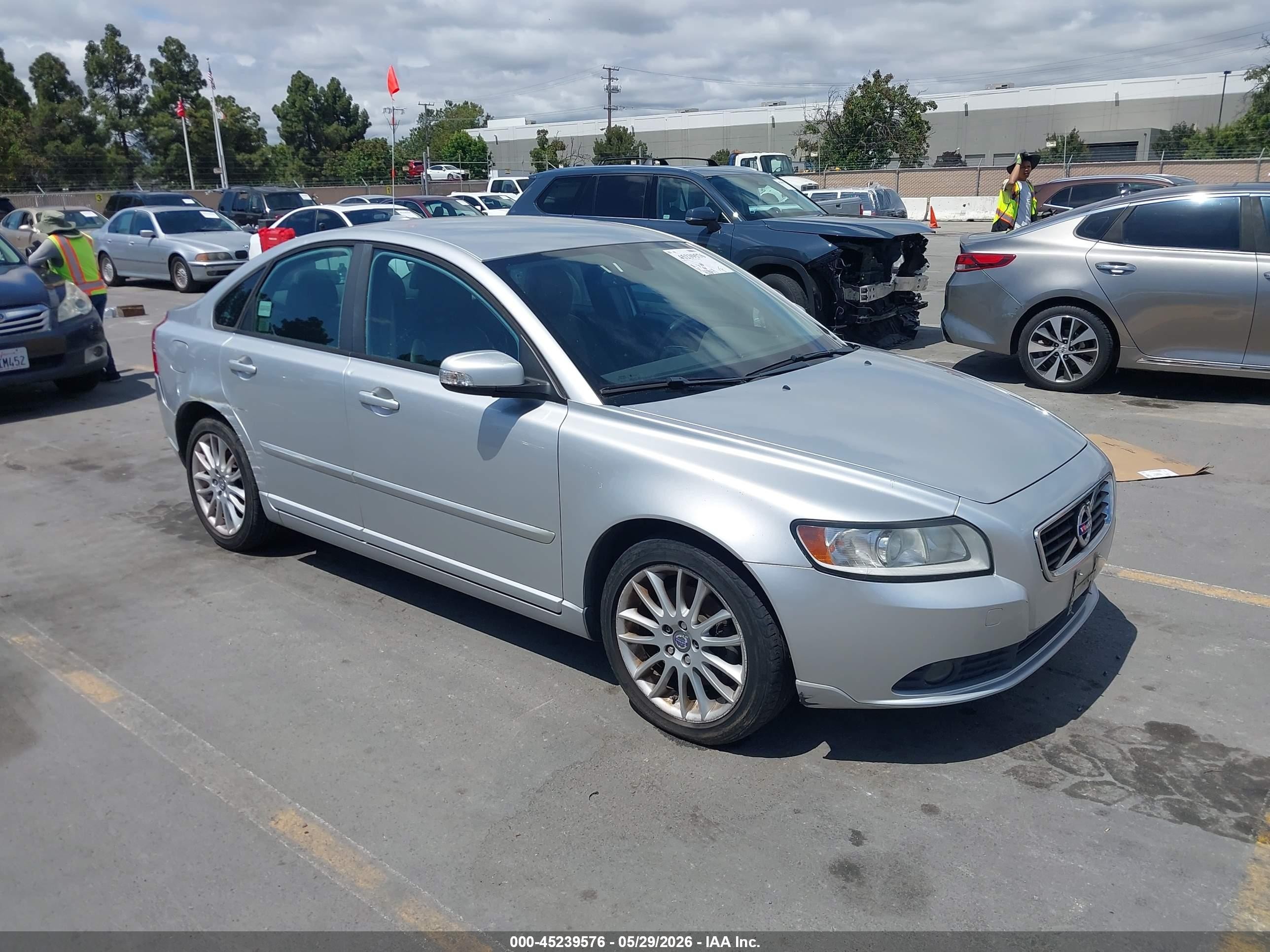 2011 Volvo S40, VIN YV1672MS6B2538538 — Normal wear