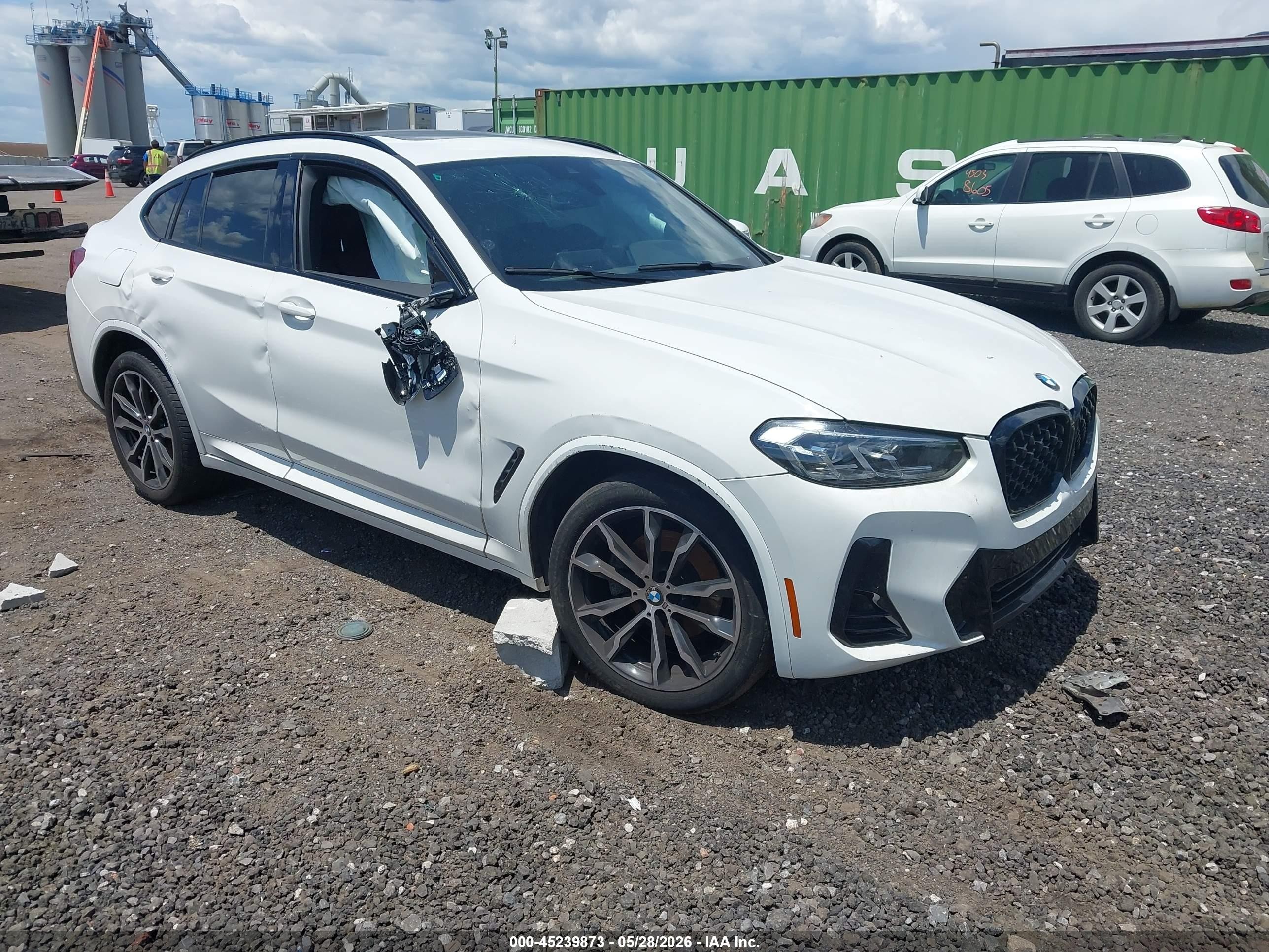 2023 BMW X4 xDrive30i, VIN 5UX33DT02P9T28273 — Front end