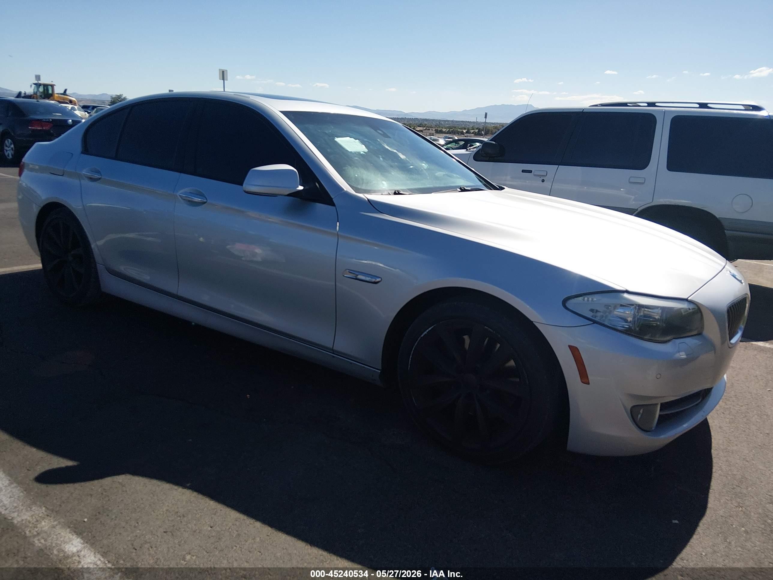 2011 BMW 5 Series 535i, VIN WBAFR7C58BC601011 — Normal wear