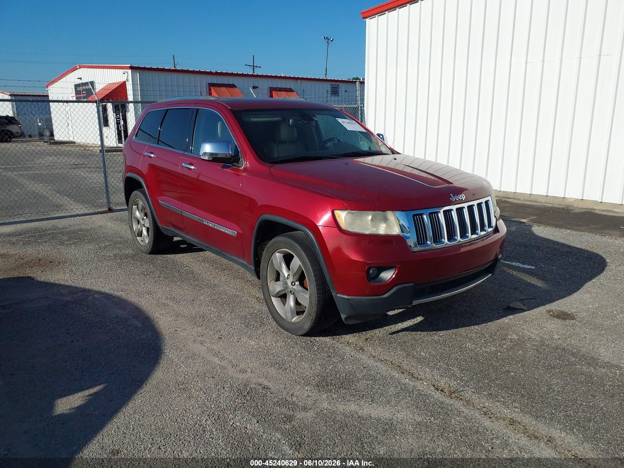 2013 Jeep Grand Cherokee Limited, VIN 1C4RJEBT4DC574338 — Normal wear