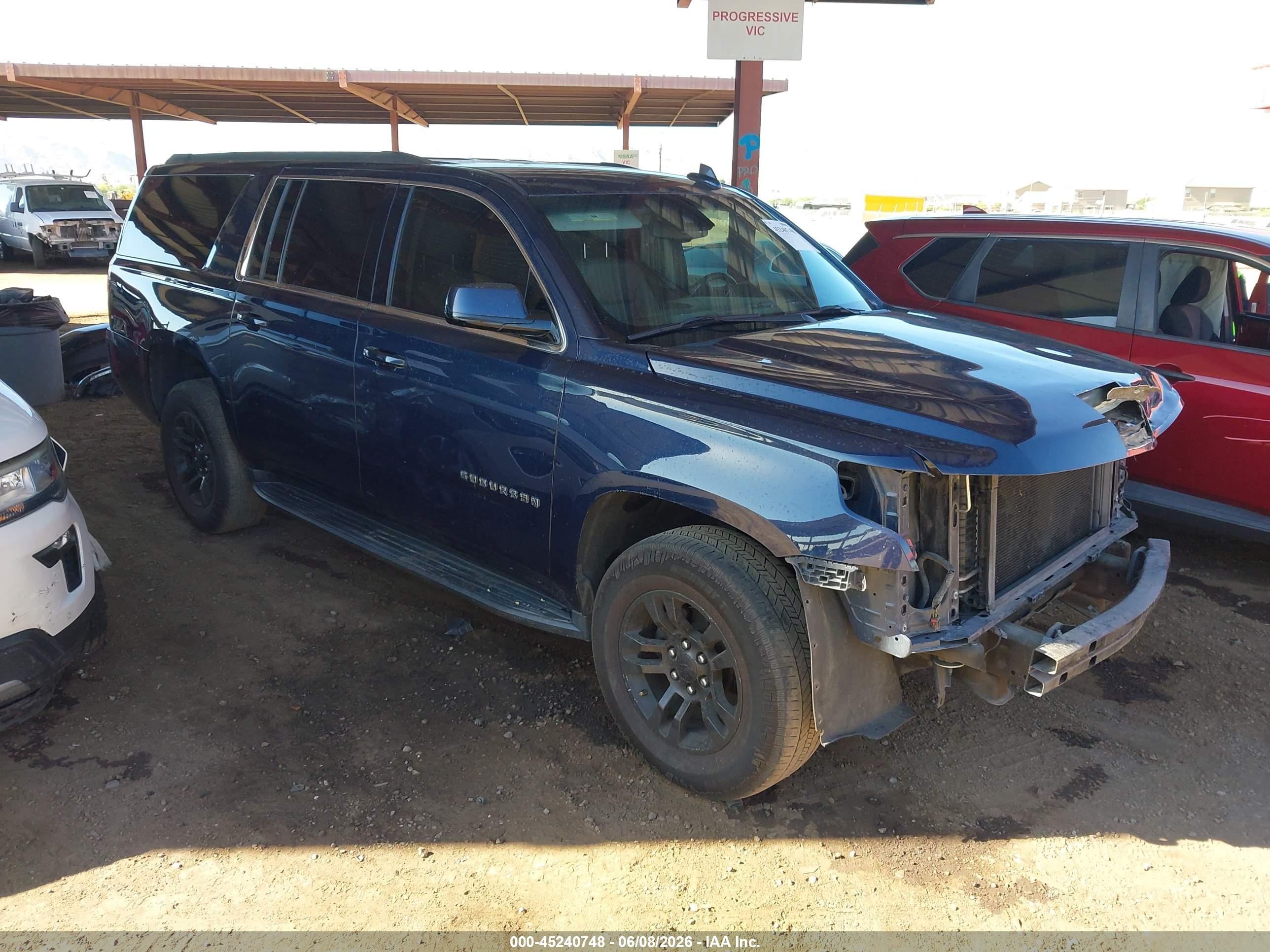 2019 Chevrolet Suburban LT, VIN 1GNSCHKC8KR124741 — Front end