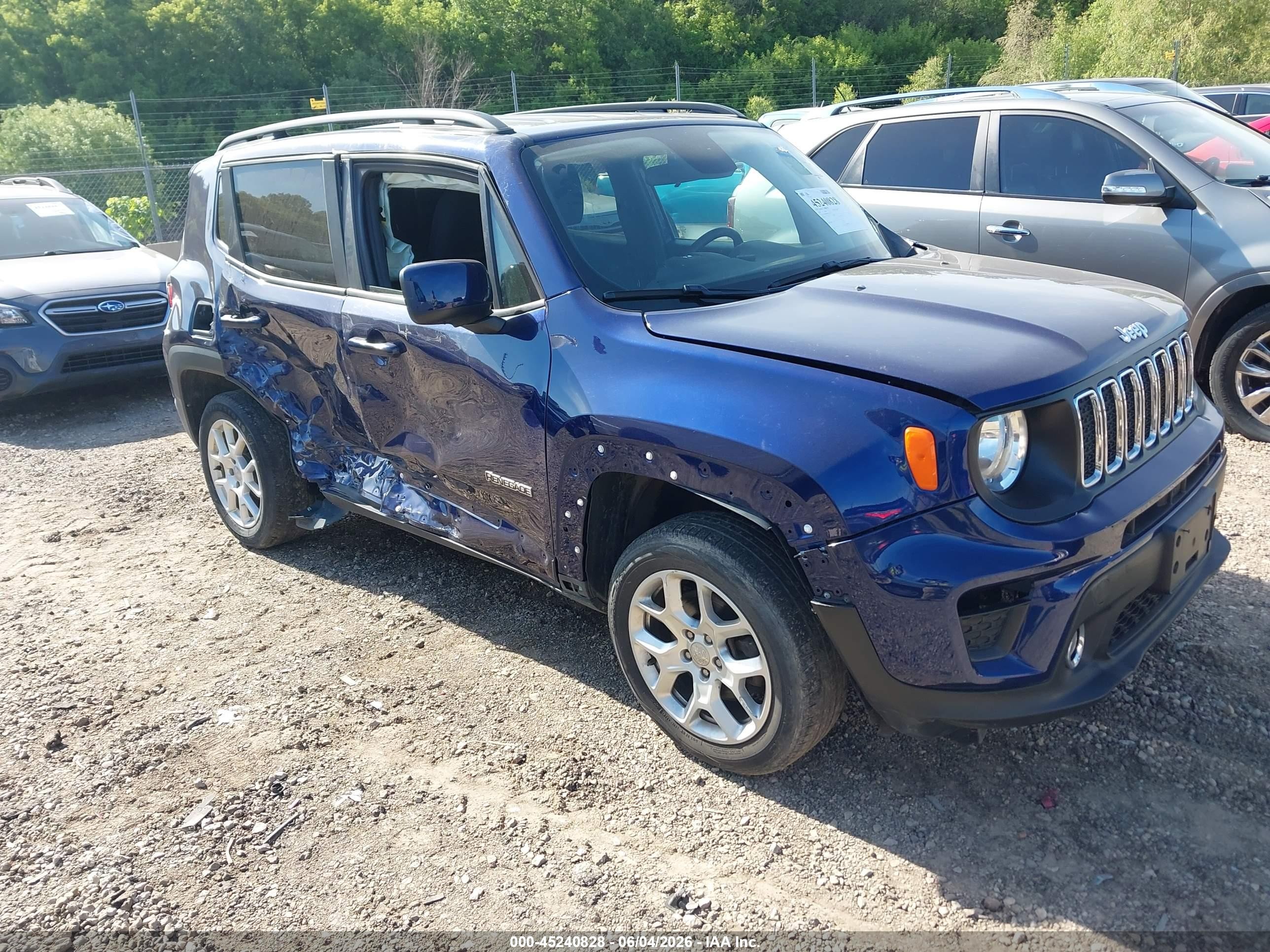 2019 Jeep Renegade Latitude, VIN ZACNJBBB4KPK22693 — Side