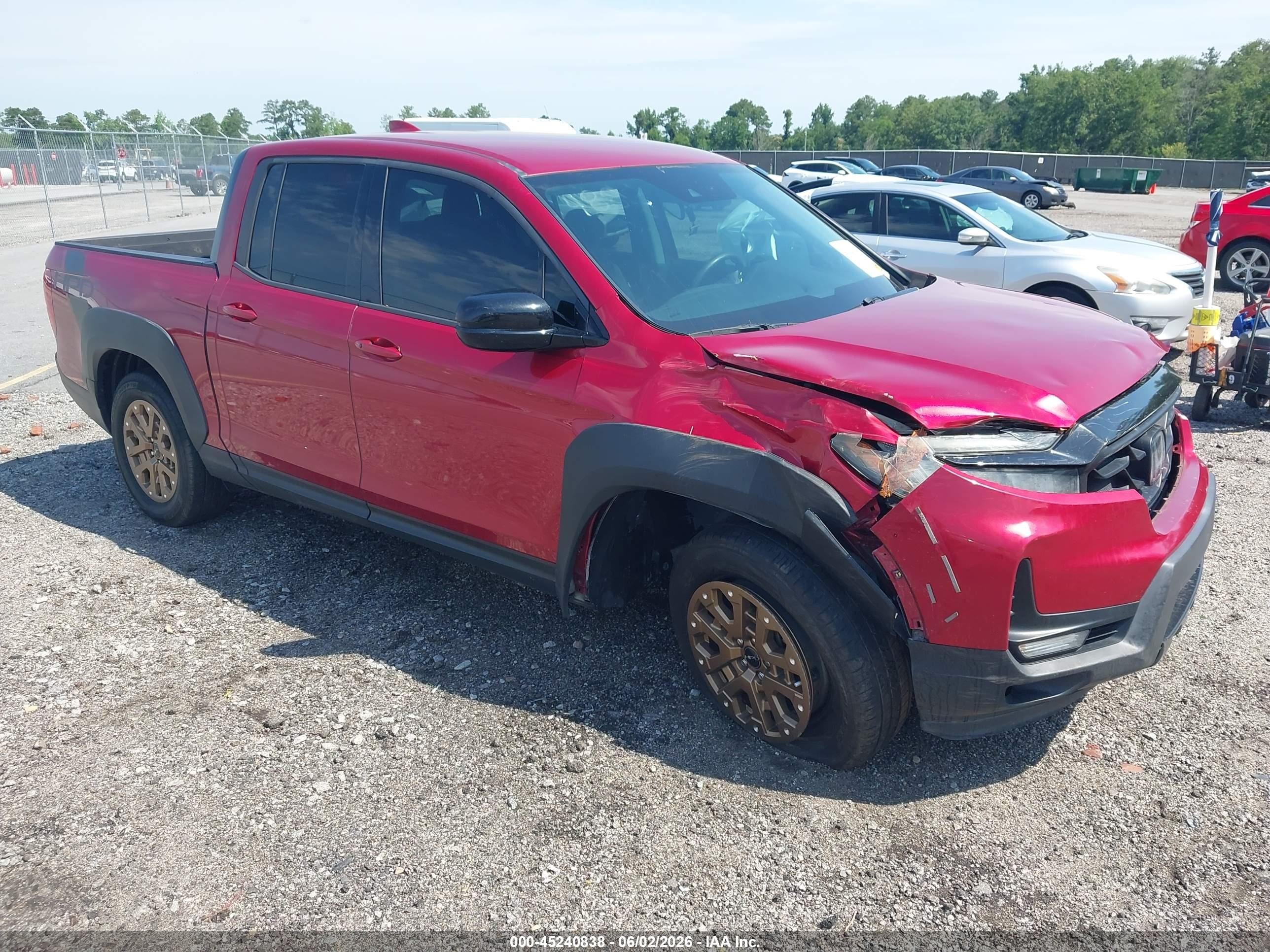 2021 Honda Ridgeline Sport, VIN 5FPYK3F15MB004123 — Front end