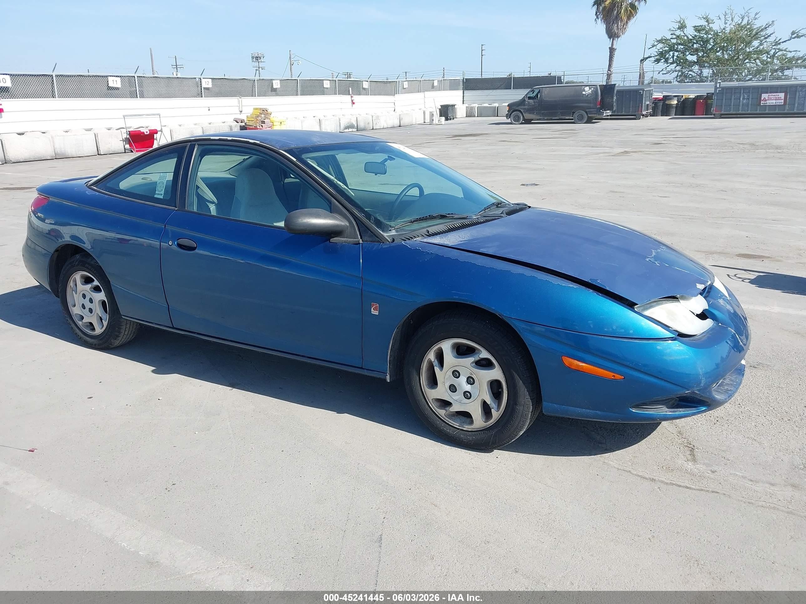 2002 Saturn SC, VIN 1G8ZP12852Z103970 — Перед