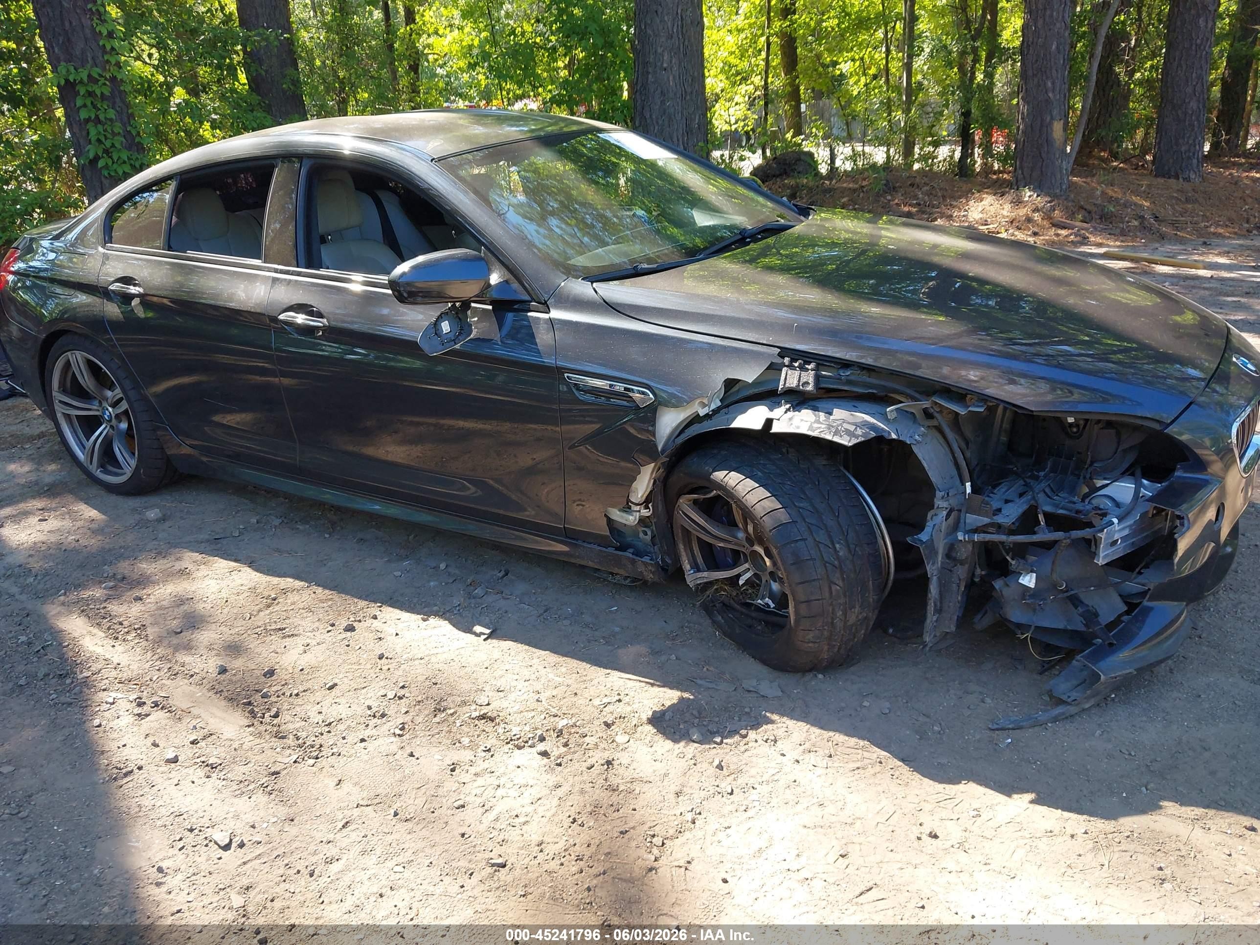 2014 BMW M6, VIN WBS6C9C52ED466972 — Front end