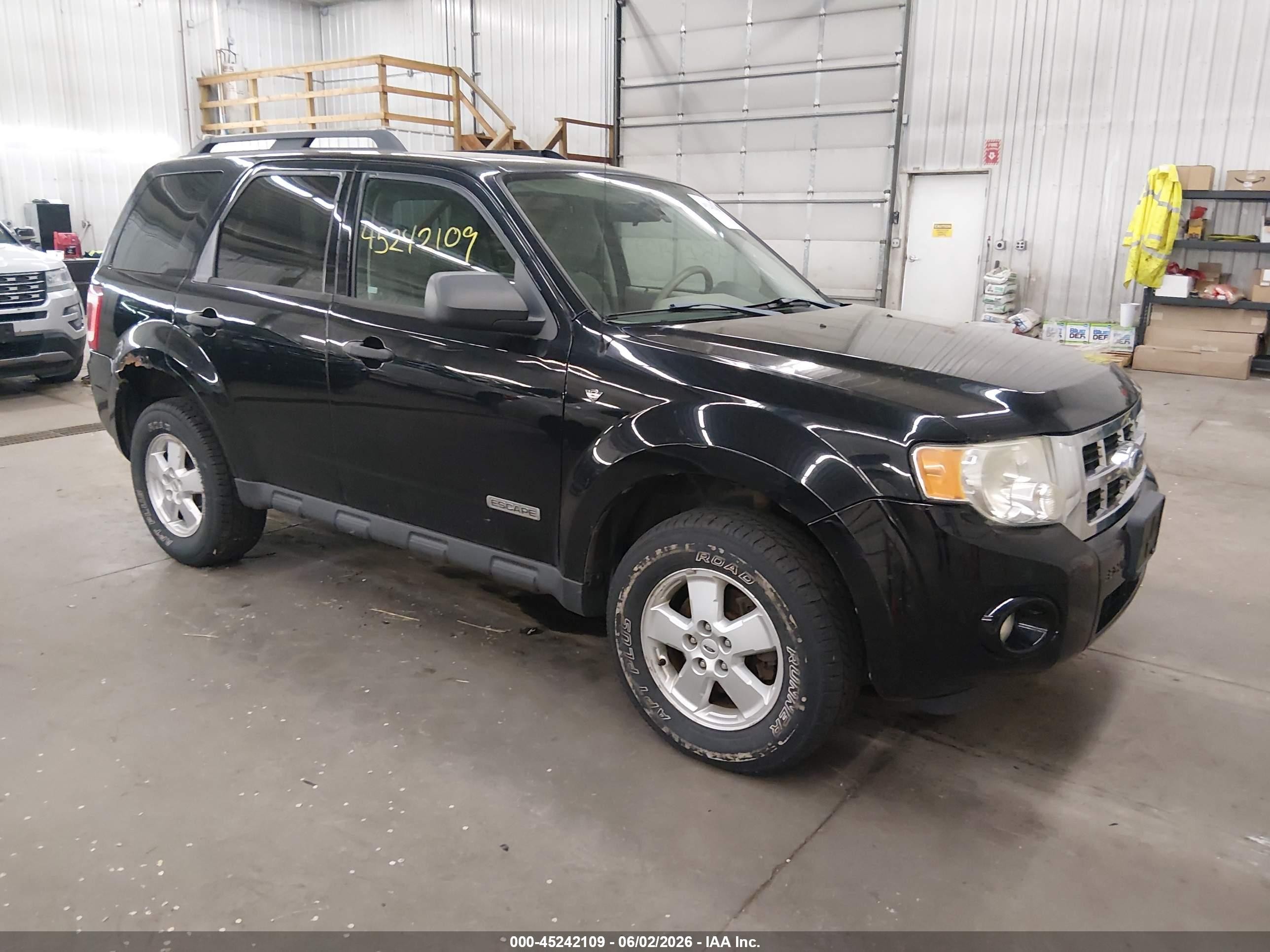 2008 Ford Escape XLT, VIN 1FMCU93108KB02680 — Обычный износ