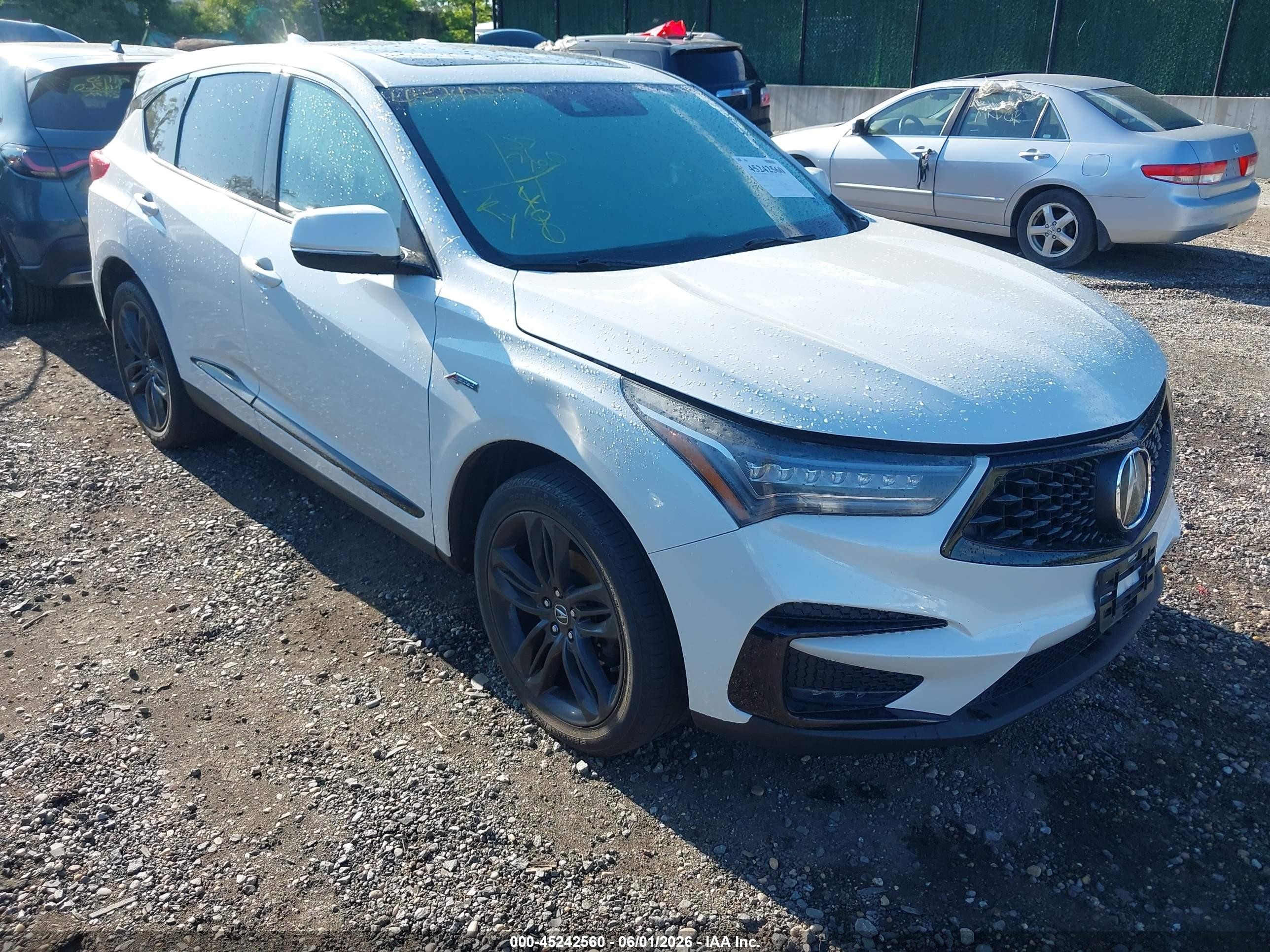 2019 Acura RDX w/A-Spec Pkg, VIN 5J8TC2H60KL024388 — Фото с аукциона 1 of 19