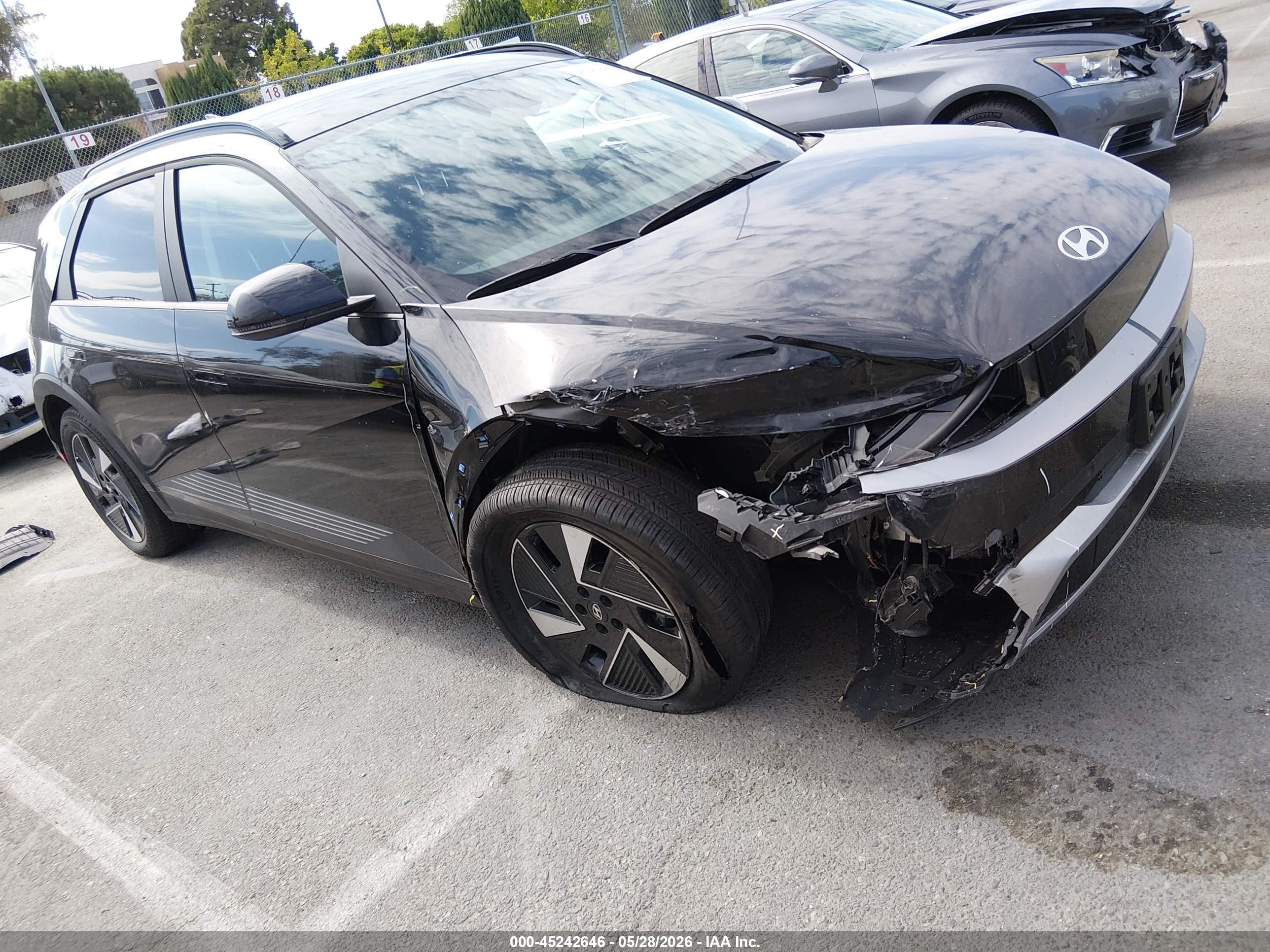 2025 Hyundai Ioniq 5 SEL, VIN 7YAKN4DA7SY039184 — Front end