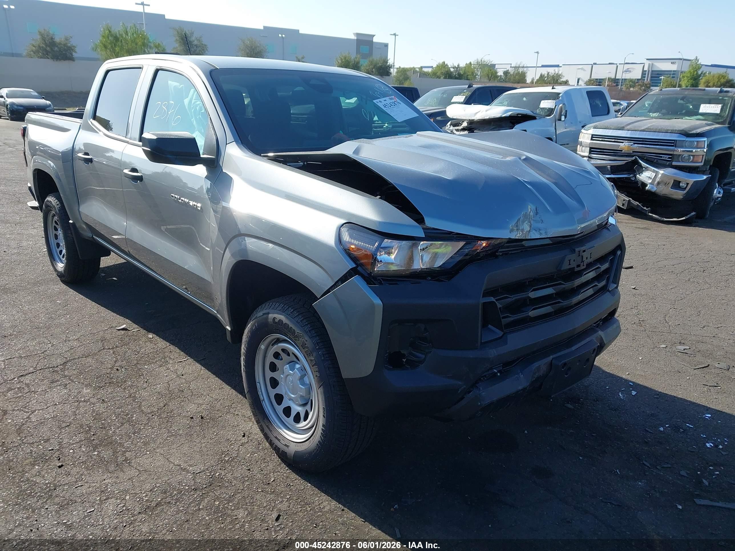 2026 Chevrolet Colorado 2WD Work Truck, VIN 1GCPSBEK9T1232691 — Front end