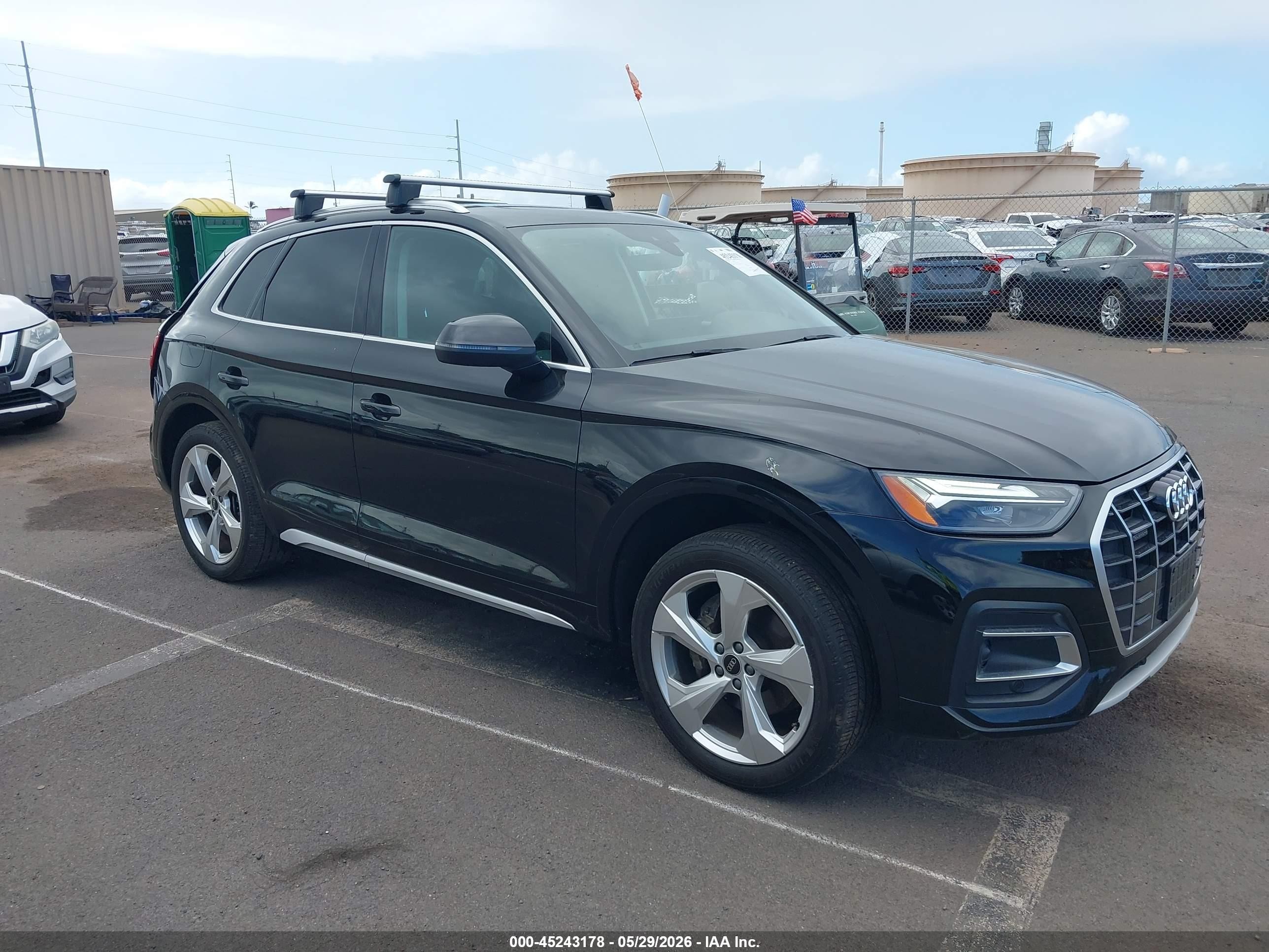 2021 Audi Q5 Premium Plus, VIN WA1BAAFY3M2054762 — Rear end