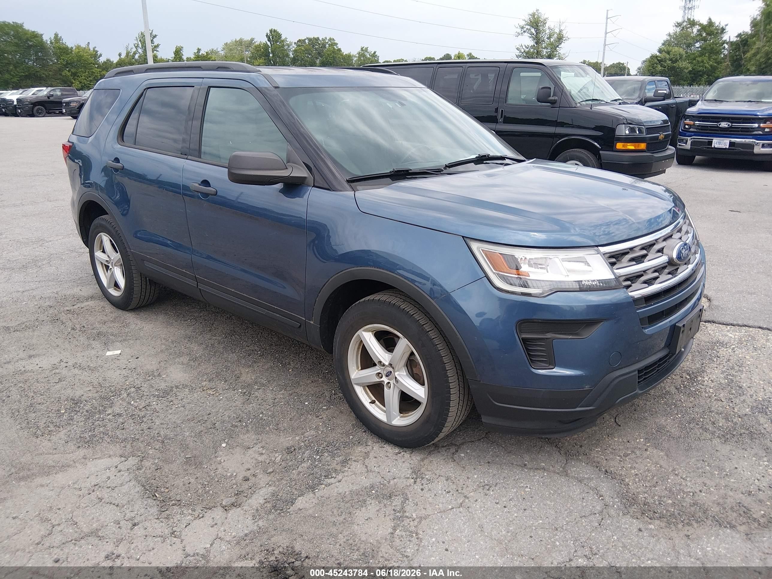 2018 Ford Explorer, VIN 1FM5K8BH5JGC45317 — Normal wear
