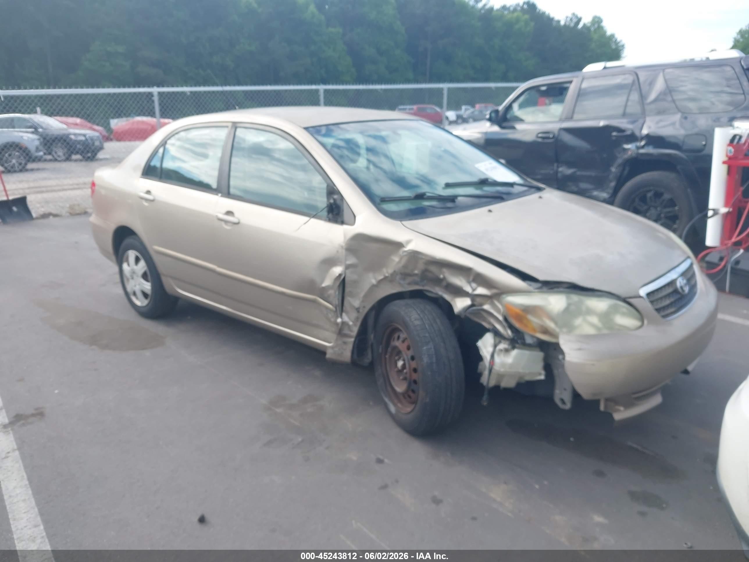 2007 Toyota Corolla CE, VIN 1NXBR32EX7Z892765 — Front end