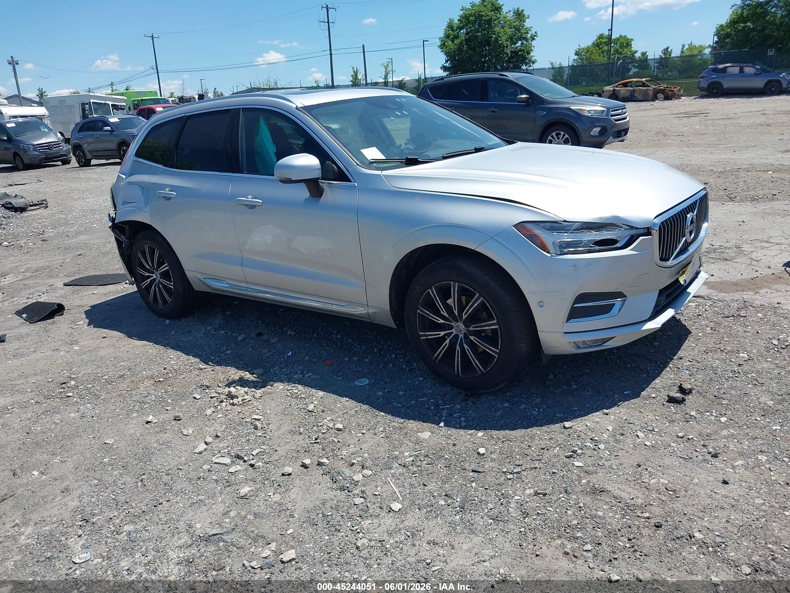 2019 Volvo XC60 Inscription, VIN LYV102RL9KB321098 — Mechanical