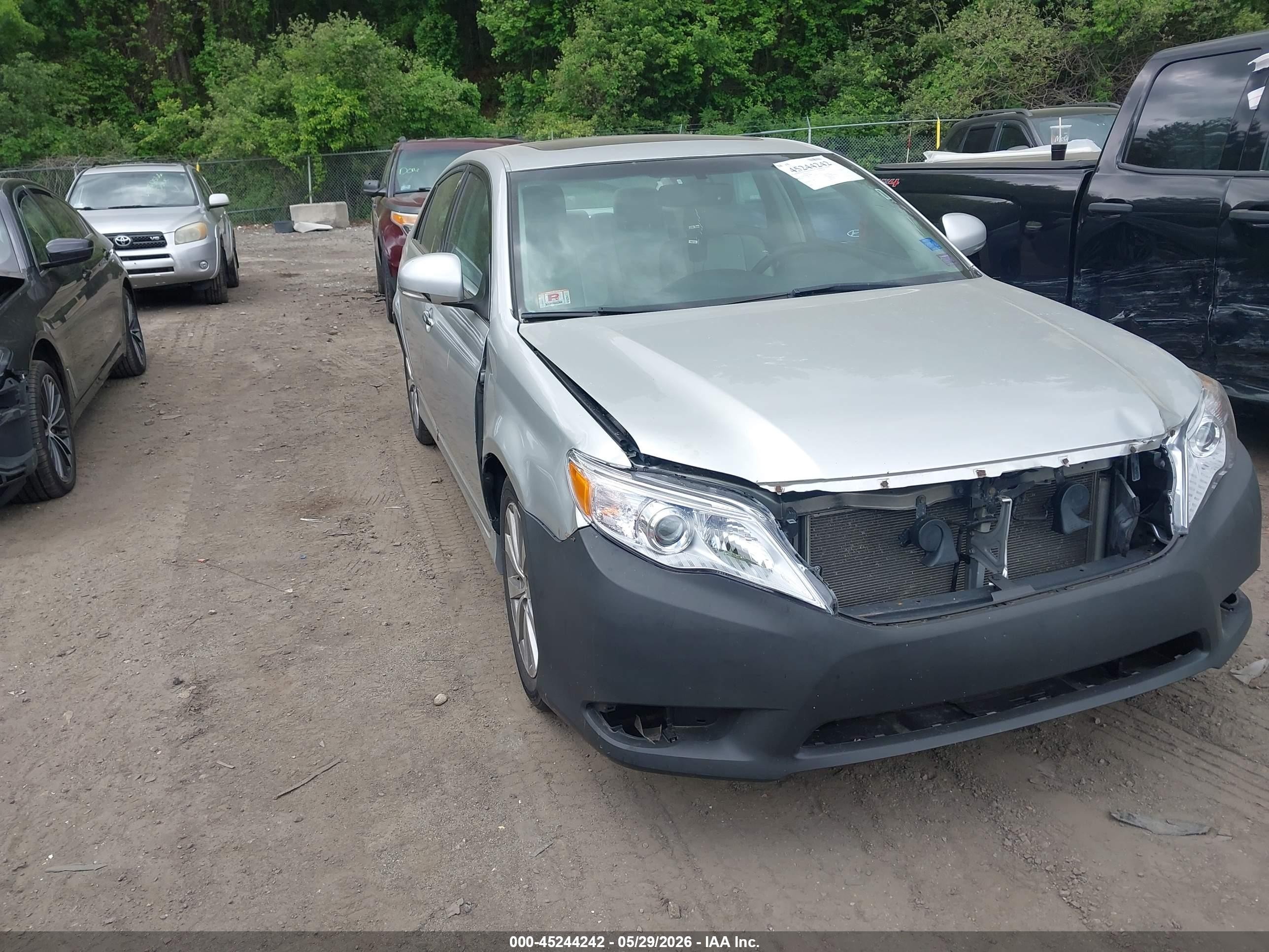2011 Toyota Avalon, VIN 4T1BK3DB8BU394886 — Fresh water flood