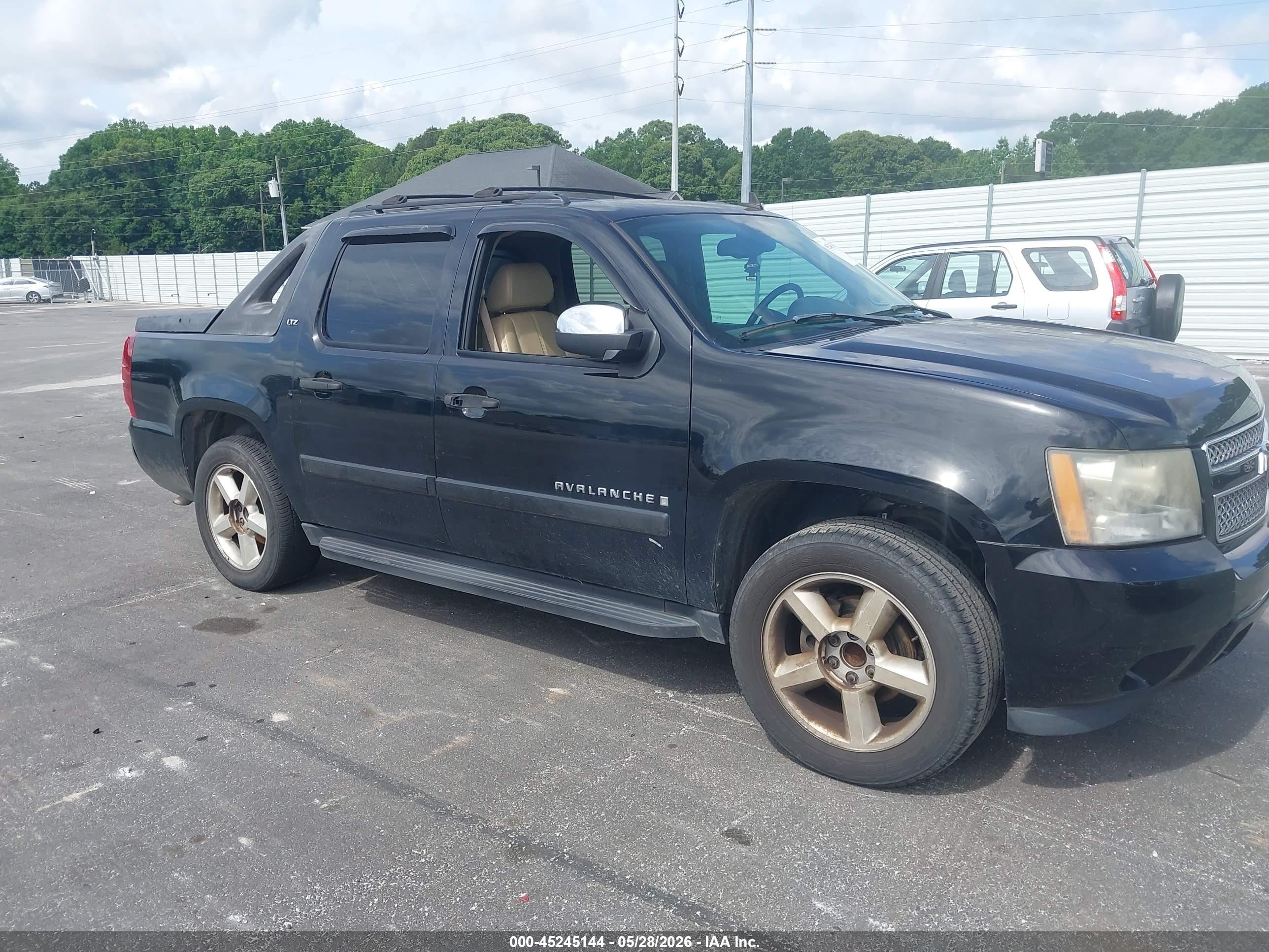 2008 Chevrolet Avalanche 3LT, VIN 3GNEC12008G127622 — Front end