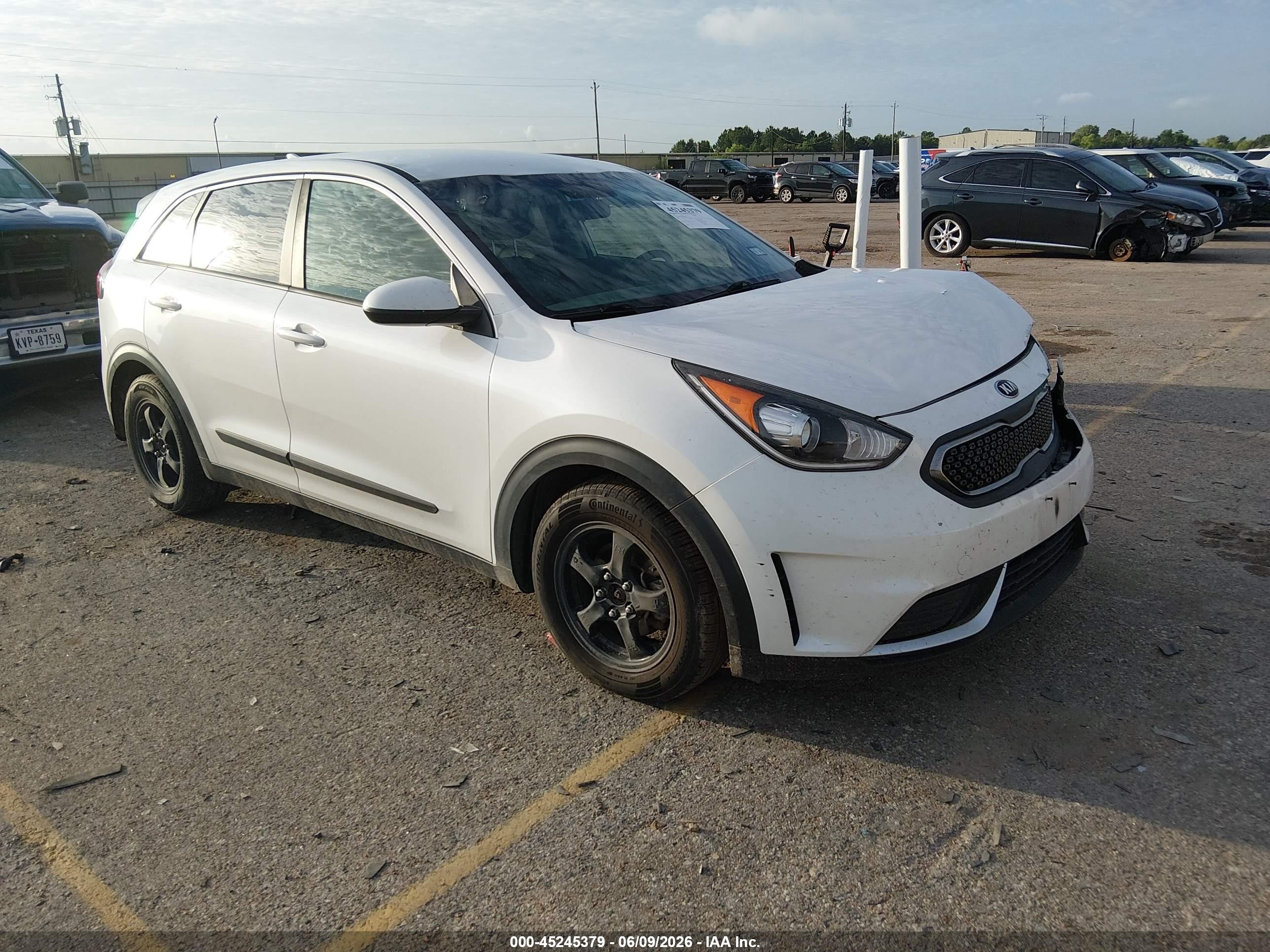 2019 Kia Niro LX, VIN KNDCB3LC4K5291526 — Front end