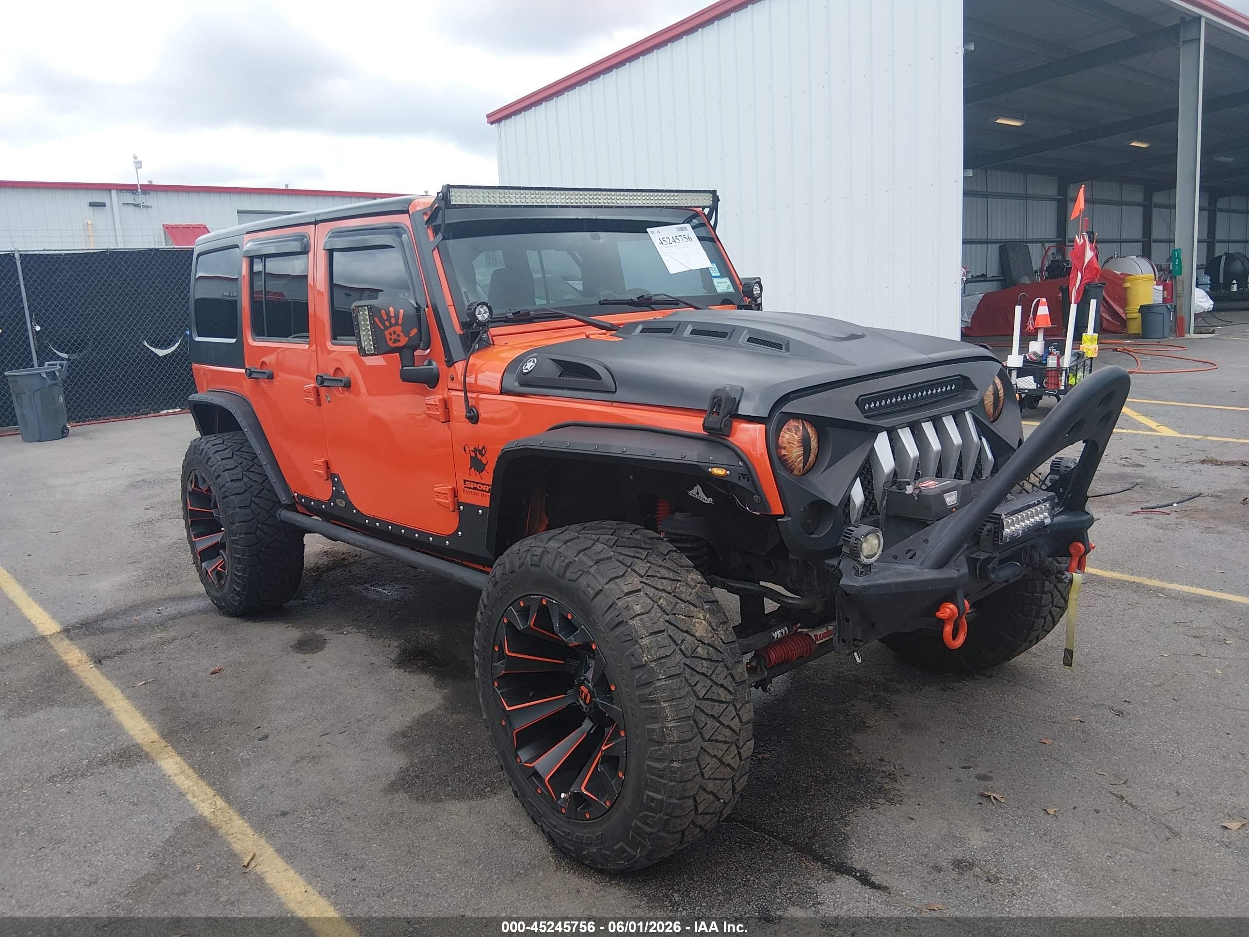 2015 Jeep Wrangler Unlimited Sport, VIN 1C4BJWDG8FL577625 — Зад