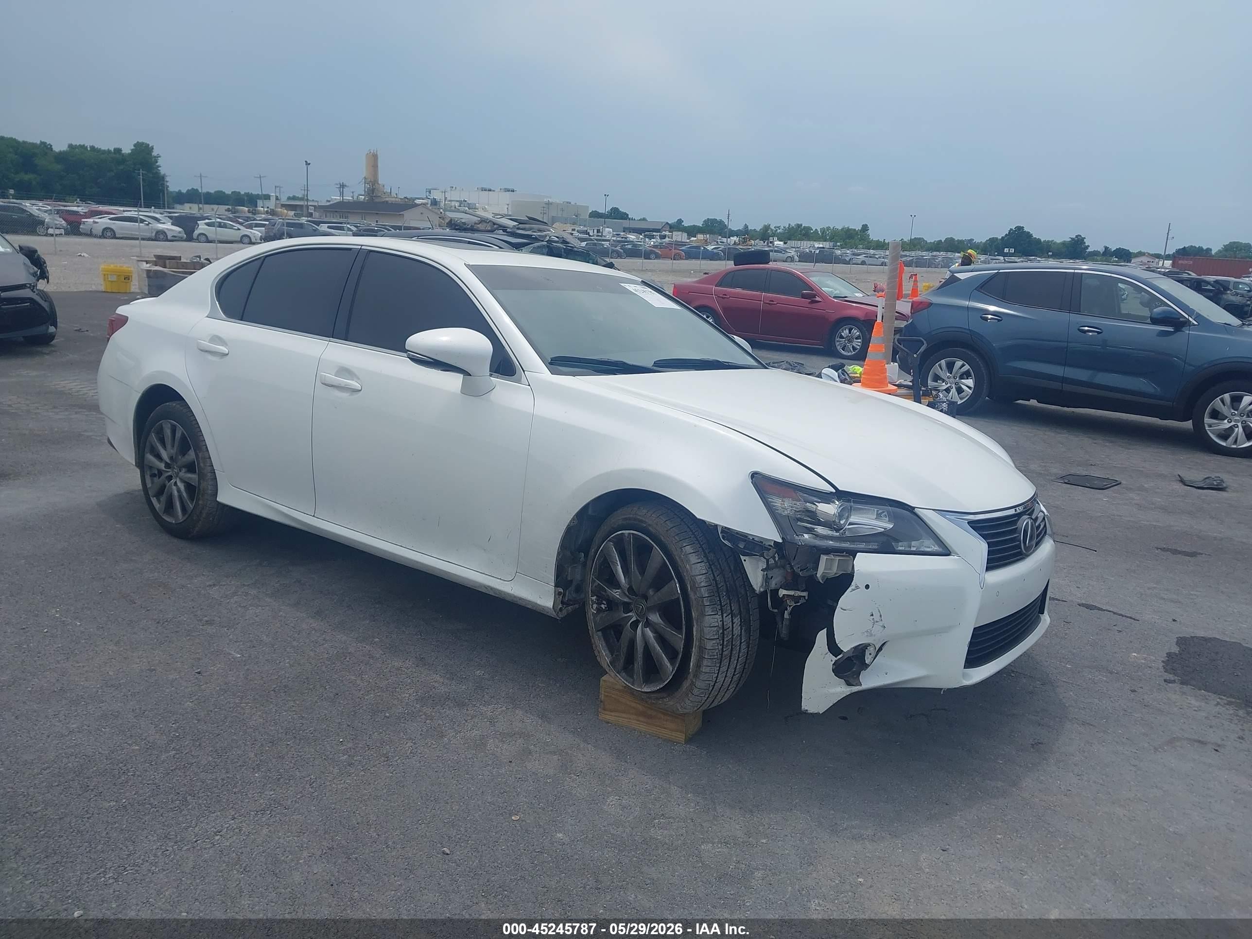 2015 Lexus GS 350, VIN JTHCE1BL8FA009266 — Front end