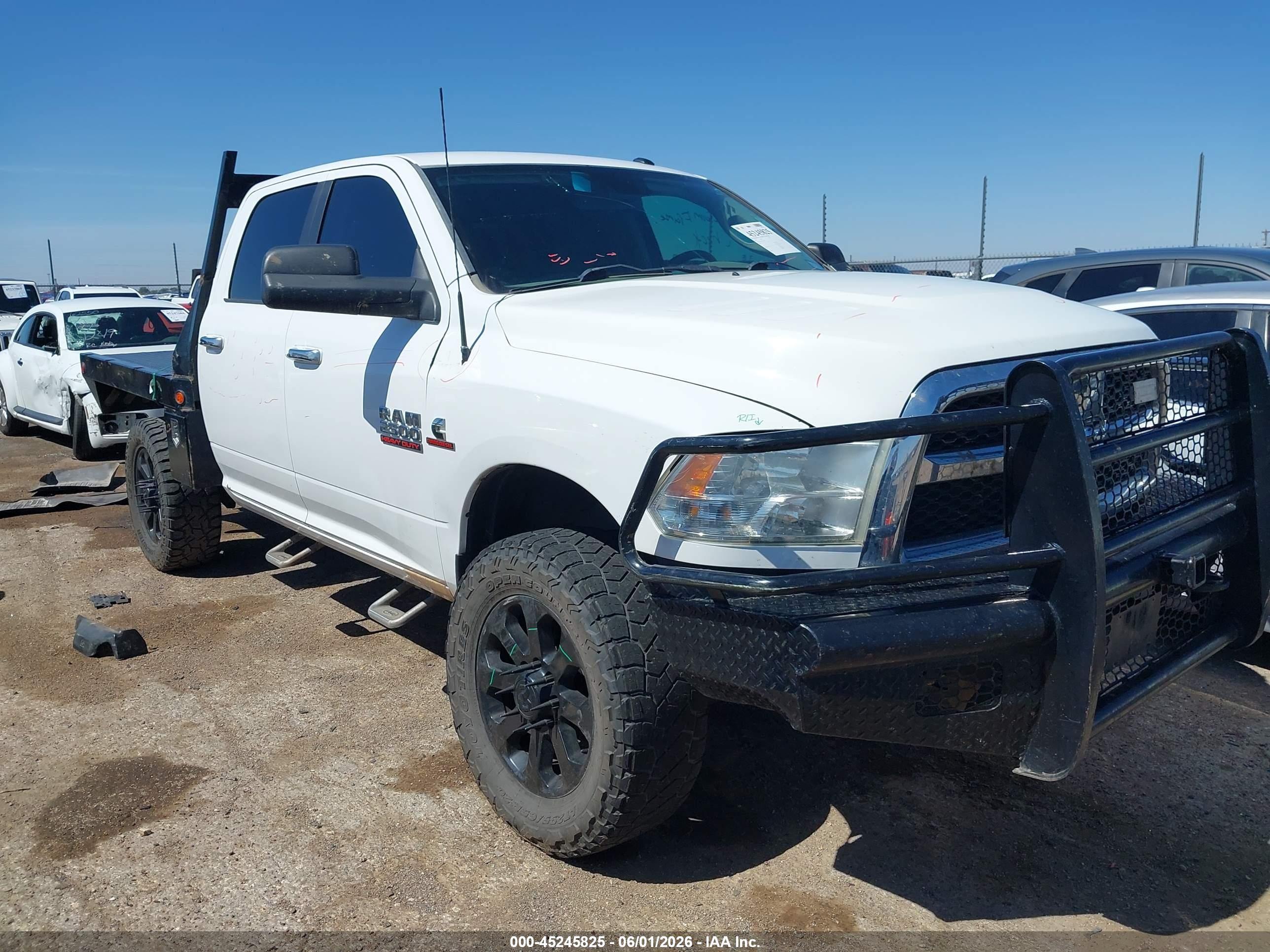 2016 Ram 2500 Big Horn, VIN 3C6UR5DL4GG229920 — Side