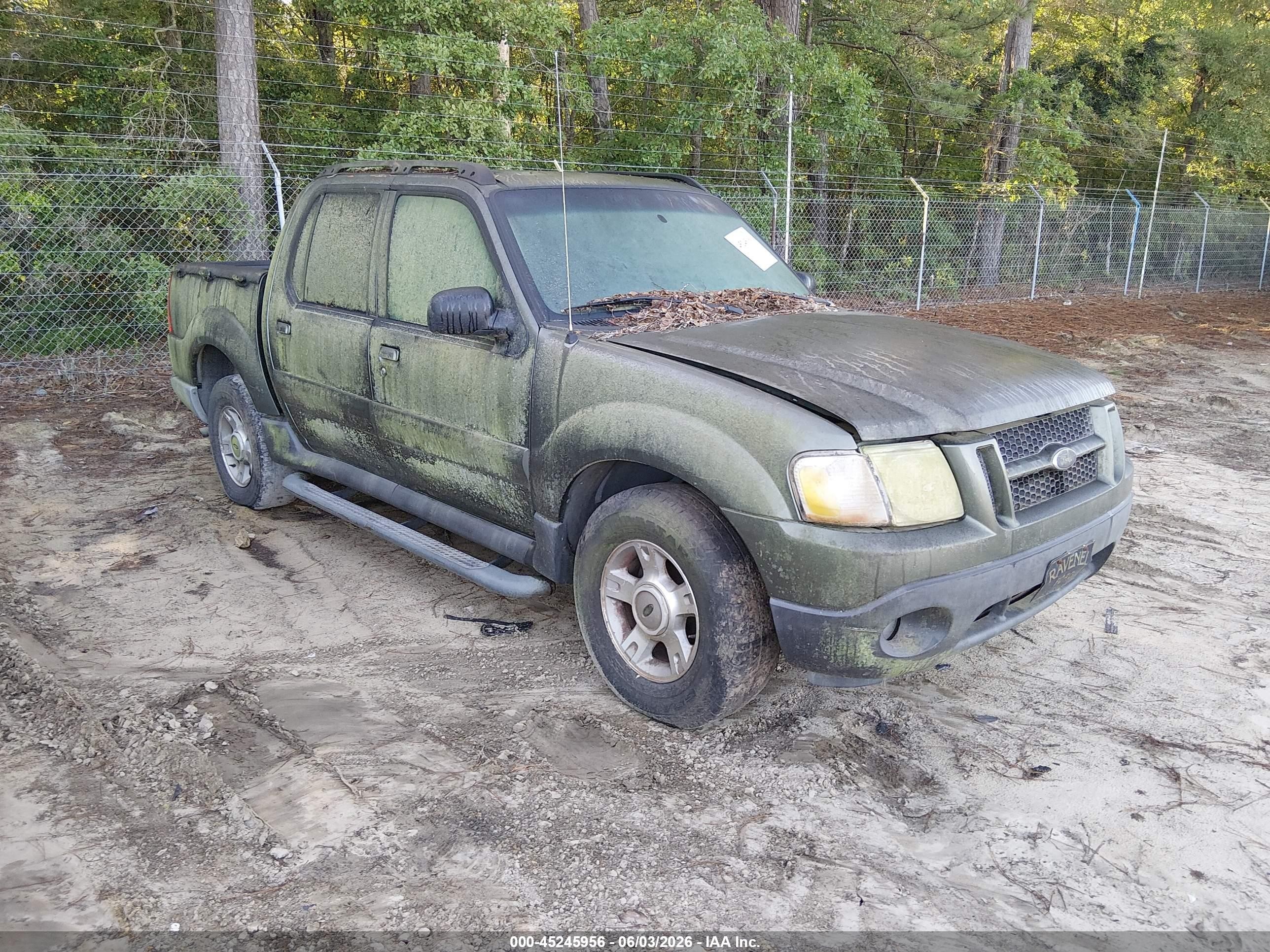 2004 Ford Explorer Sport Trac XLS, VIN 1FMZU67K04UB43384 — Normal wear