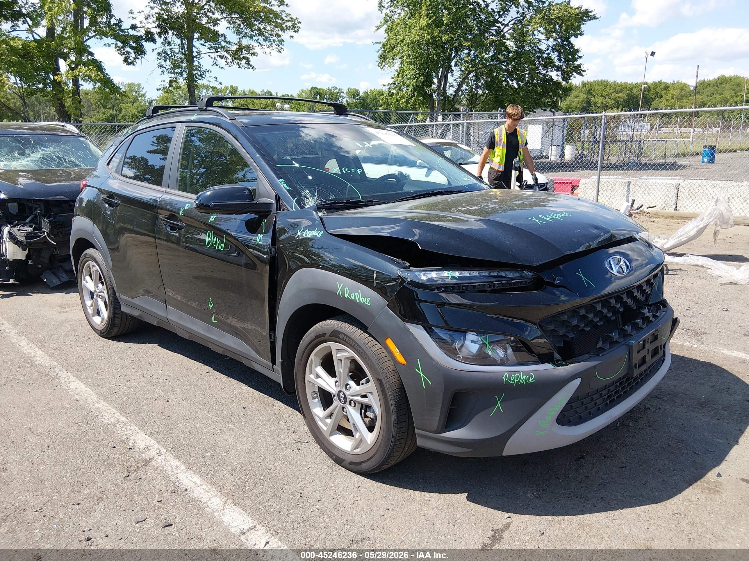 2022 Hyundai Kona SEL, VIN KM8K3CAB3NU856857 — Front end