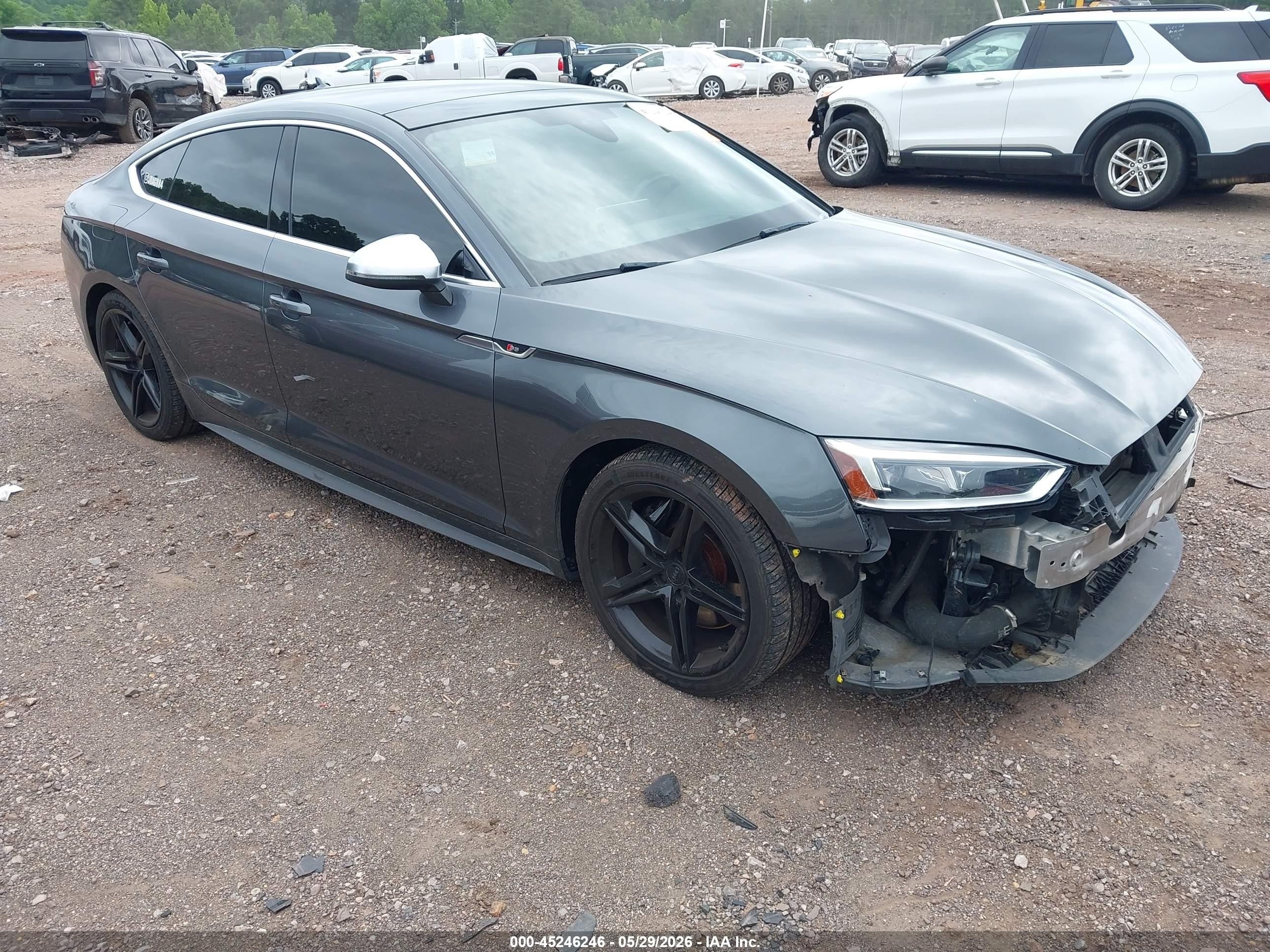 2018 Audi S5 Sportback Premium Plus, VIN WAUB4CF52JA073929 — Front end