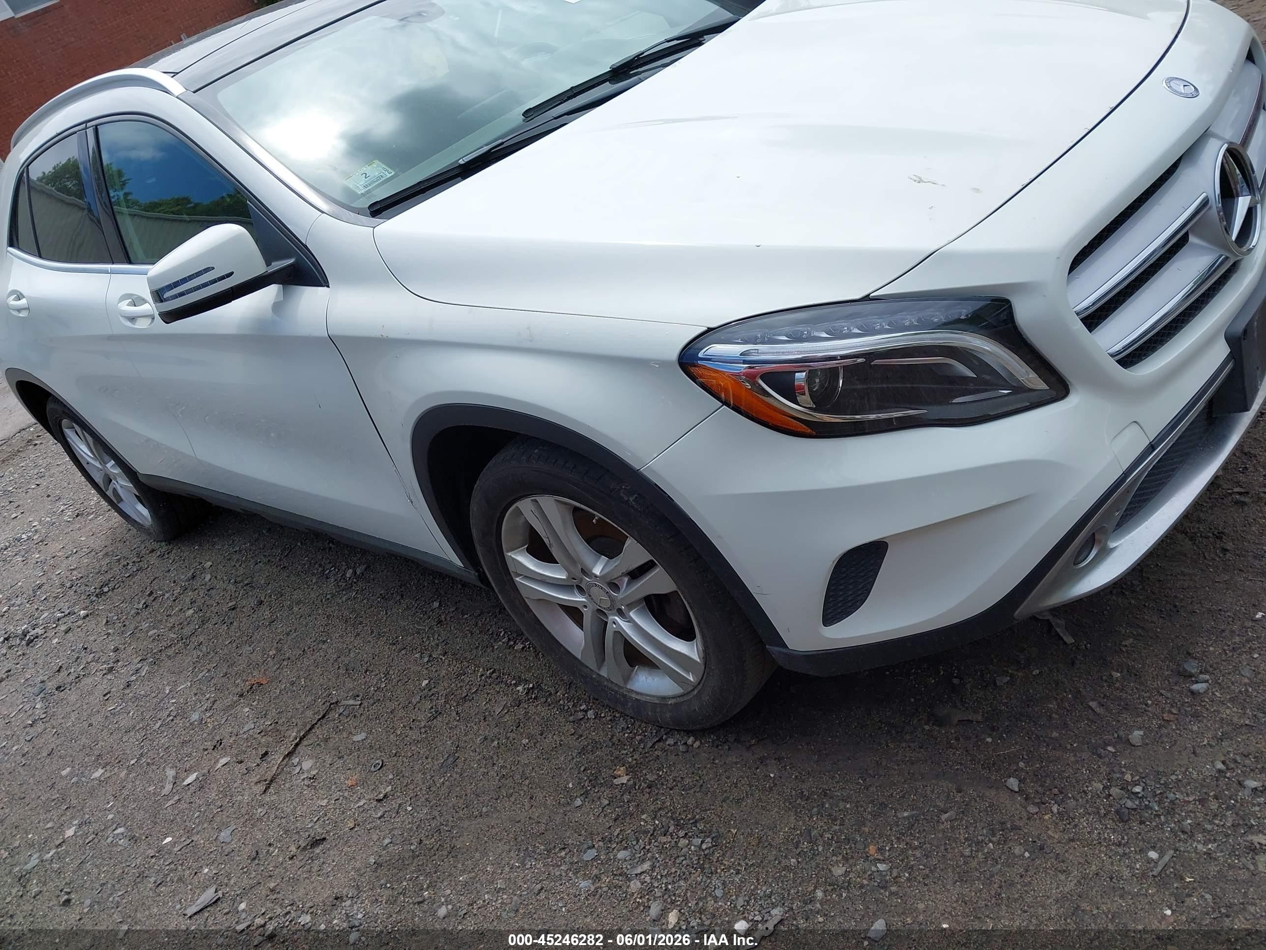 2015 Mercedes-Benz GLA 250, VIN WDCTG4GB5FJ100499 — Electrical