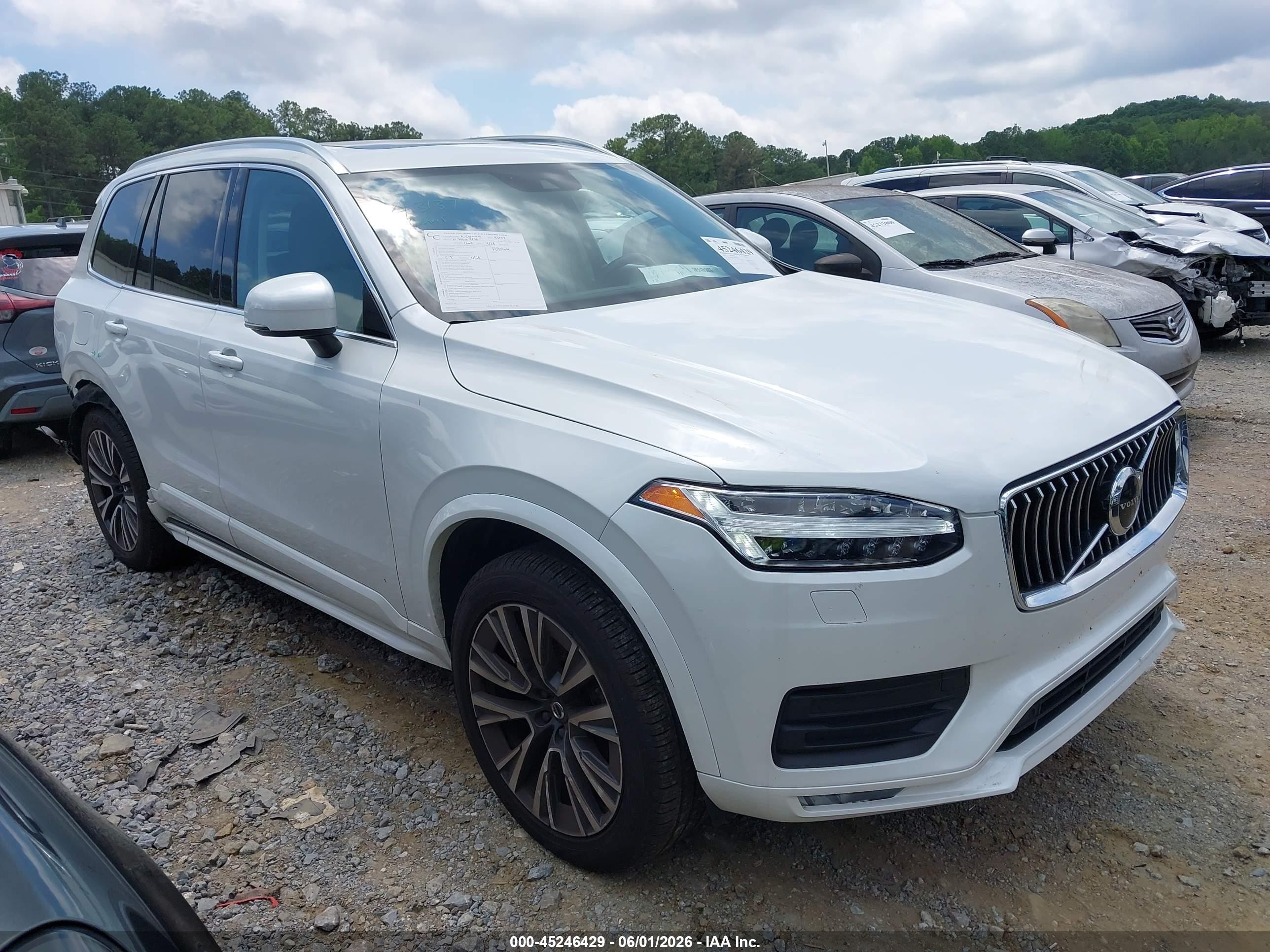 2021 Volvo XC90 Momentum, VIN YV4A22PK7M1717896 — Not stated