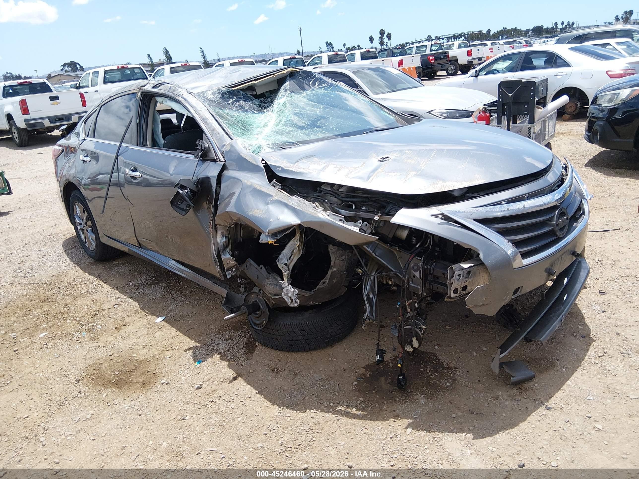 2015 Nissan Altima S, VIN 1N4AL3AP9FN897068 — Опрокидывание