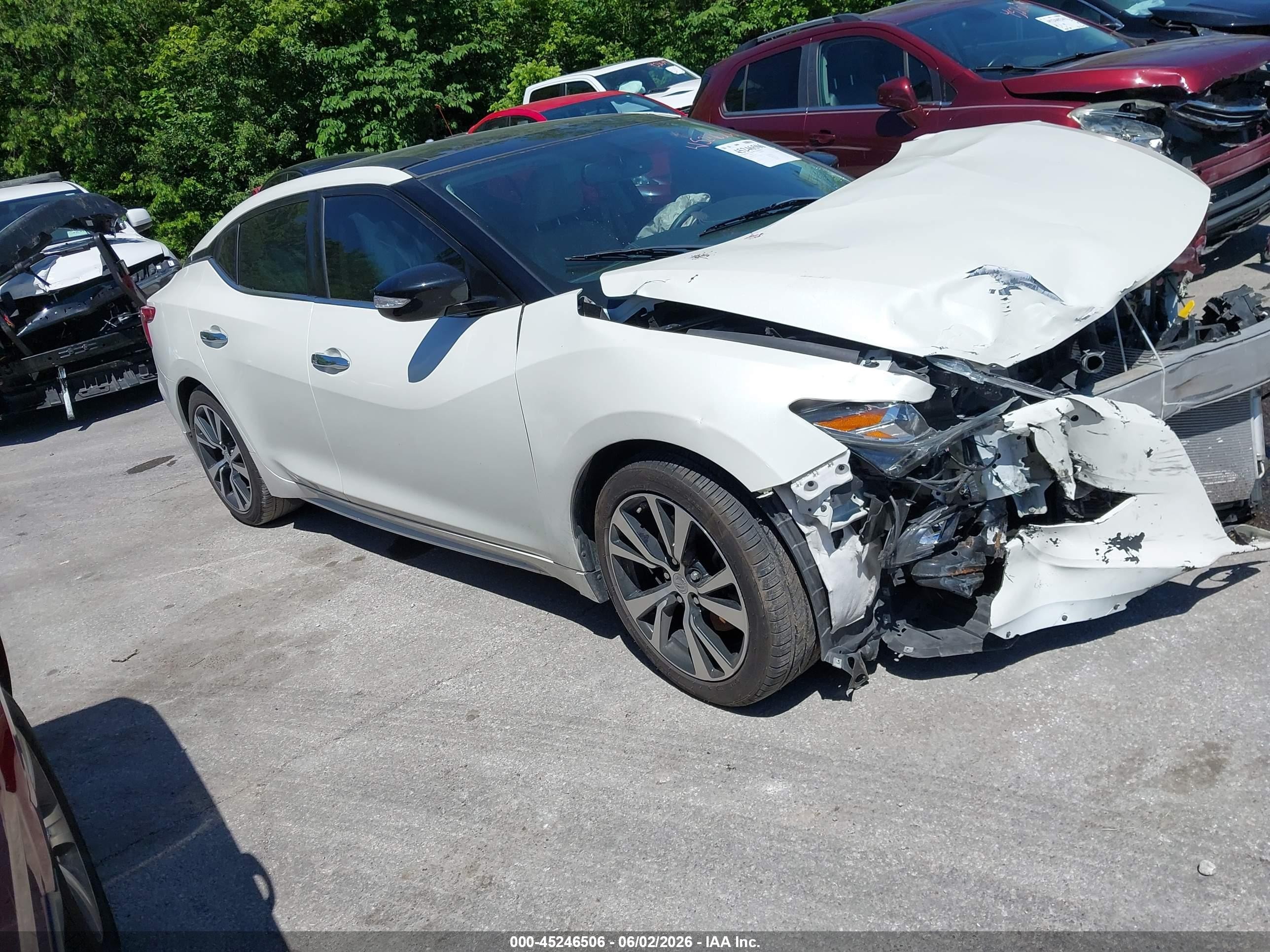 2018 Nissan Maxima S, VIN 1N4AA6AP8JC369369 — Front end