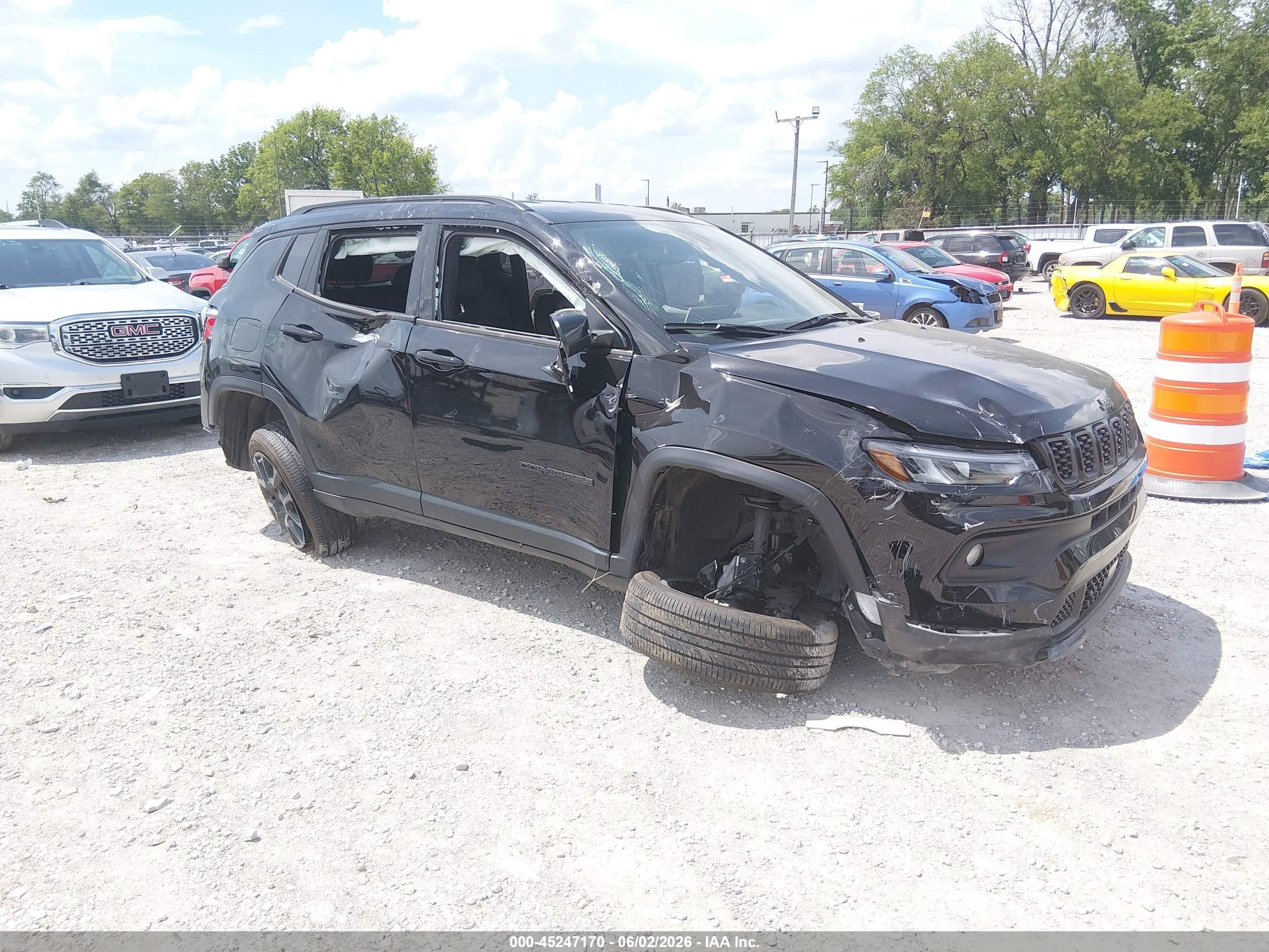 2026 Jeep Compass Latitude Altitude, VIN 3C4NJDBN2TT193021 — Side