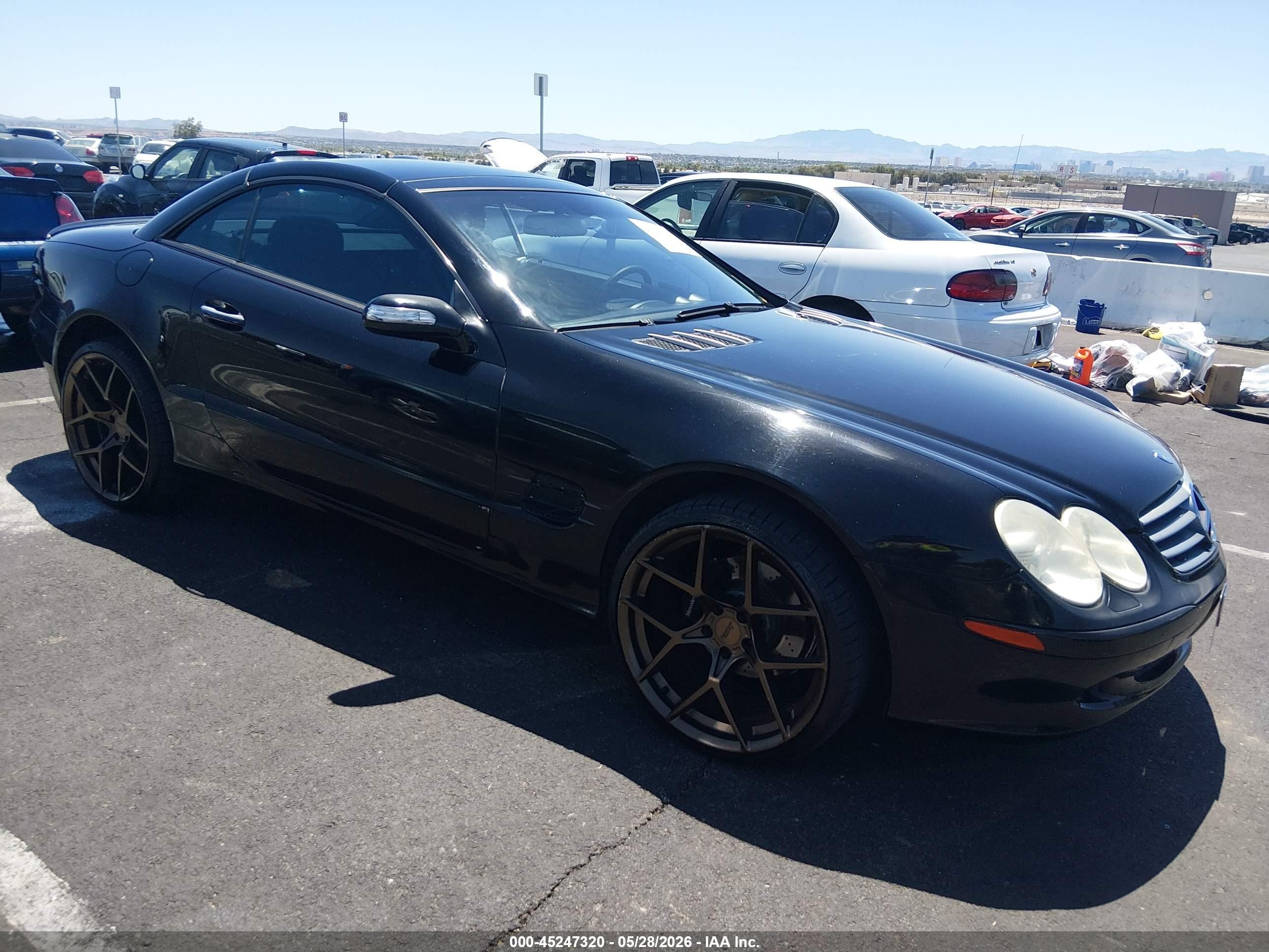 2004 Mercedes-Benz SL 500, VIN WDBSK75F64F072461 — Normal wear