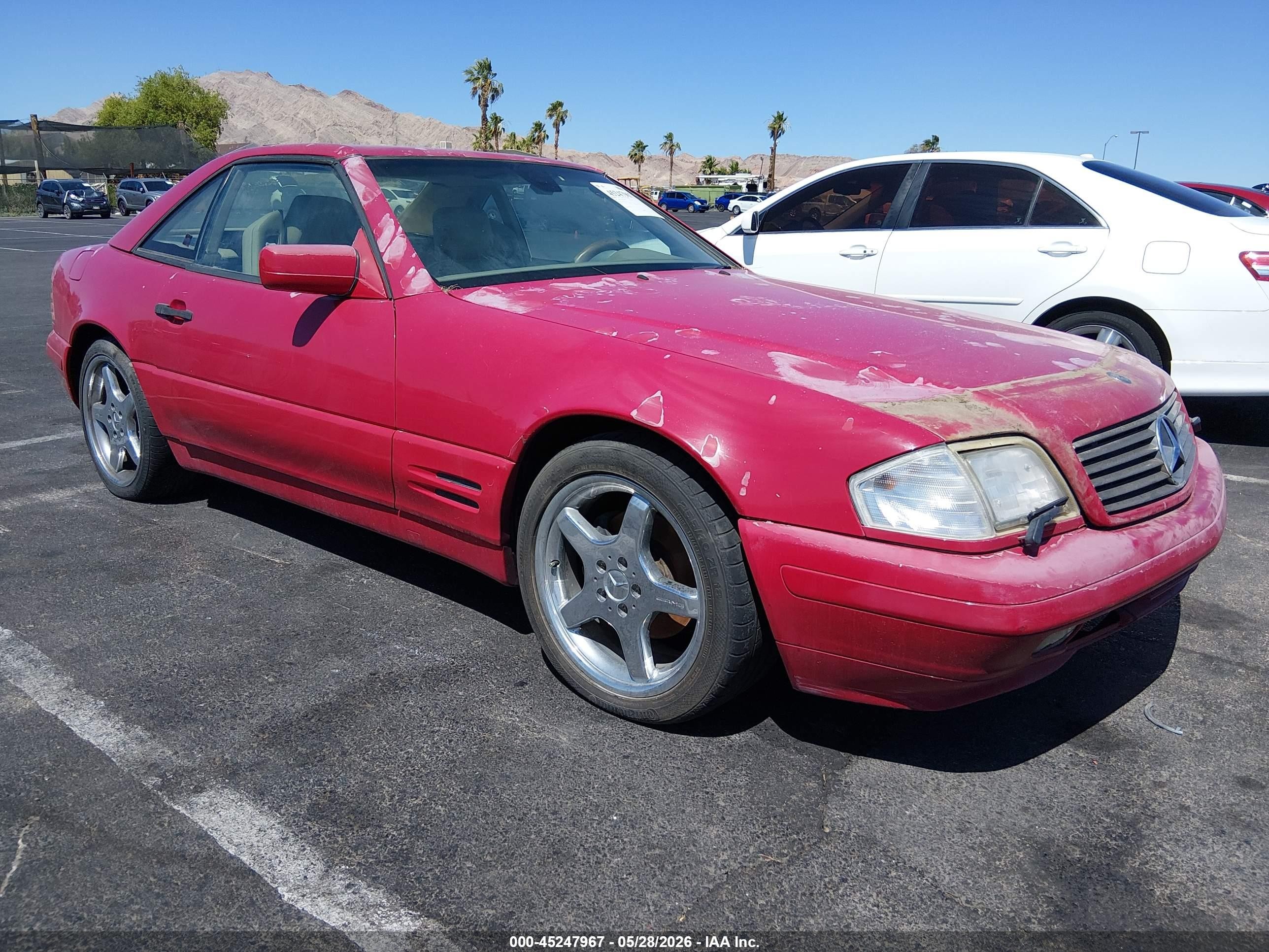 1998 Mercedes-Benz SL 500, VIN WDBFA67F3WF163654 — Normal wear