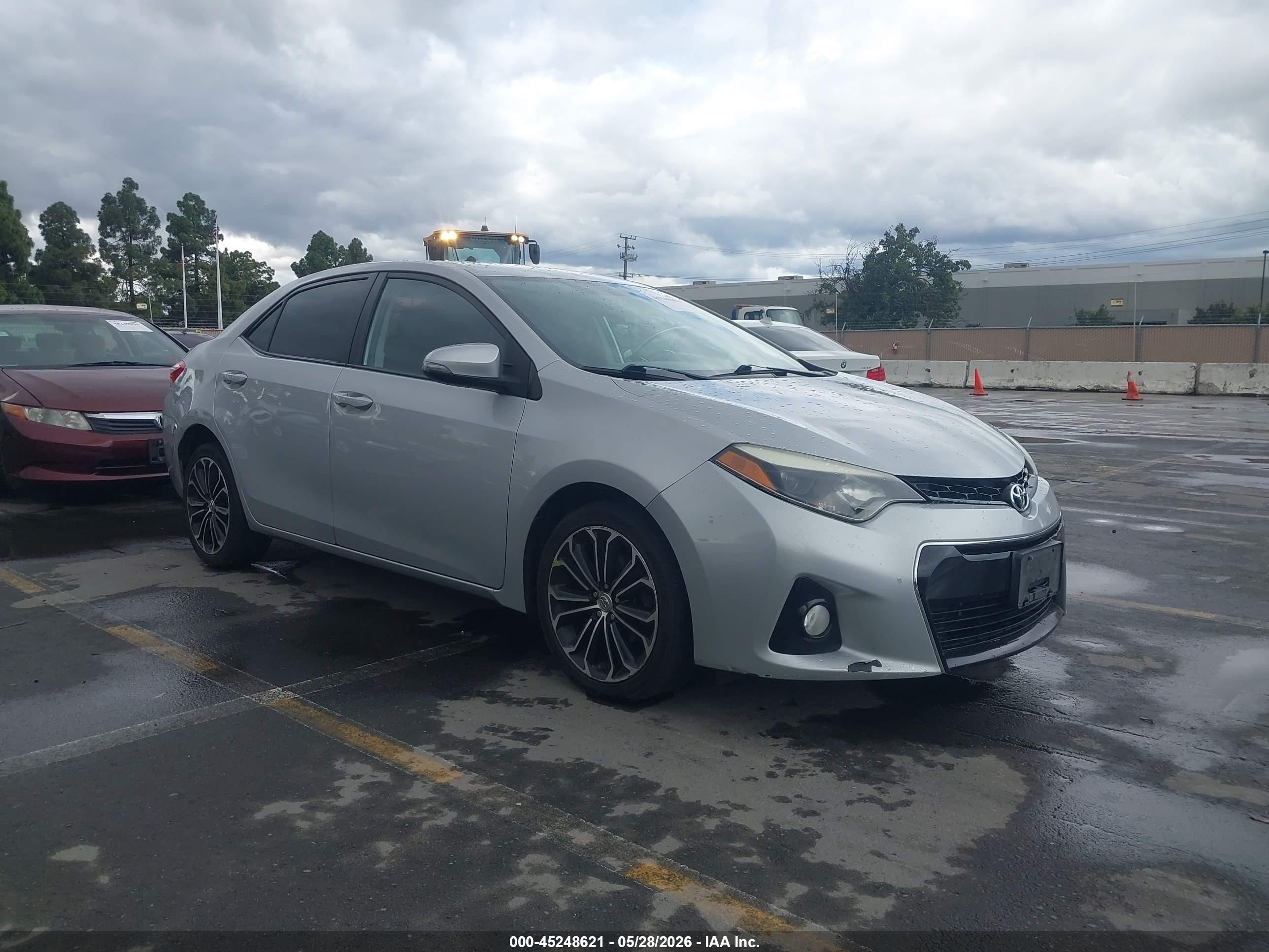2016 Toyota Corolla S Plus, VIN 2T1BURHE3GC672345 — Normal wear