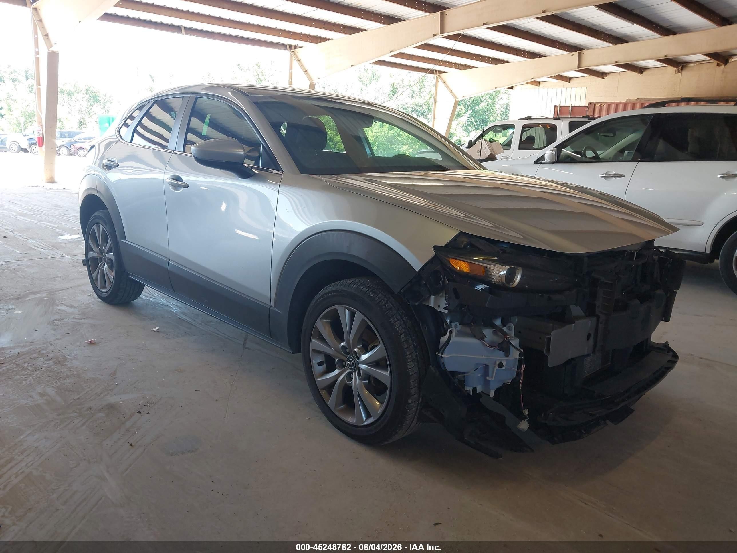 2020 Mazda CX-30 Select, VIN 3MVDMACL2LM117323 — Front end